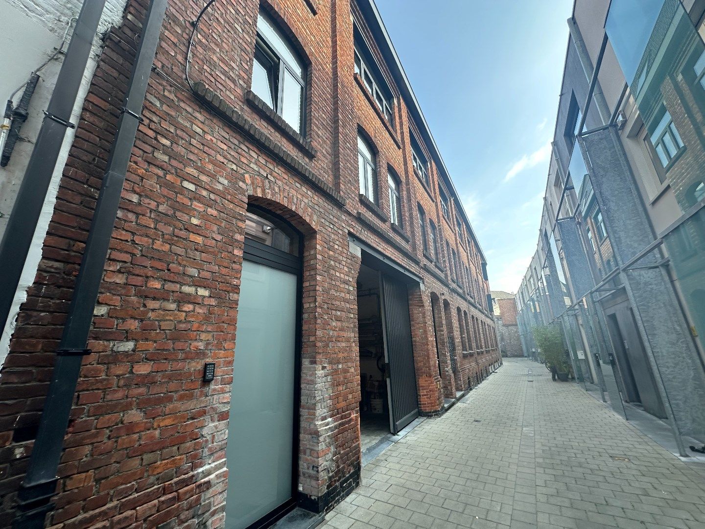 Prachtige 2-slpk loft in het historisch centrum foto 9