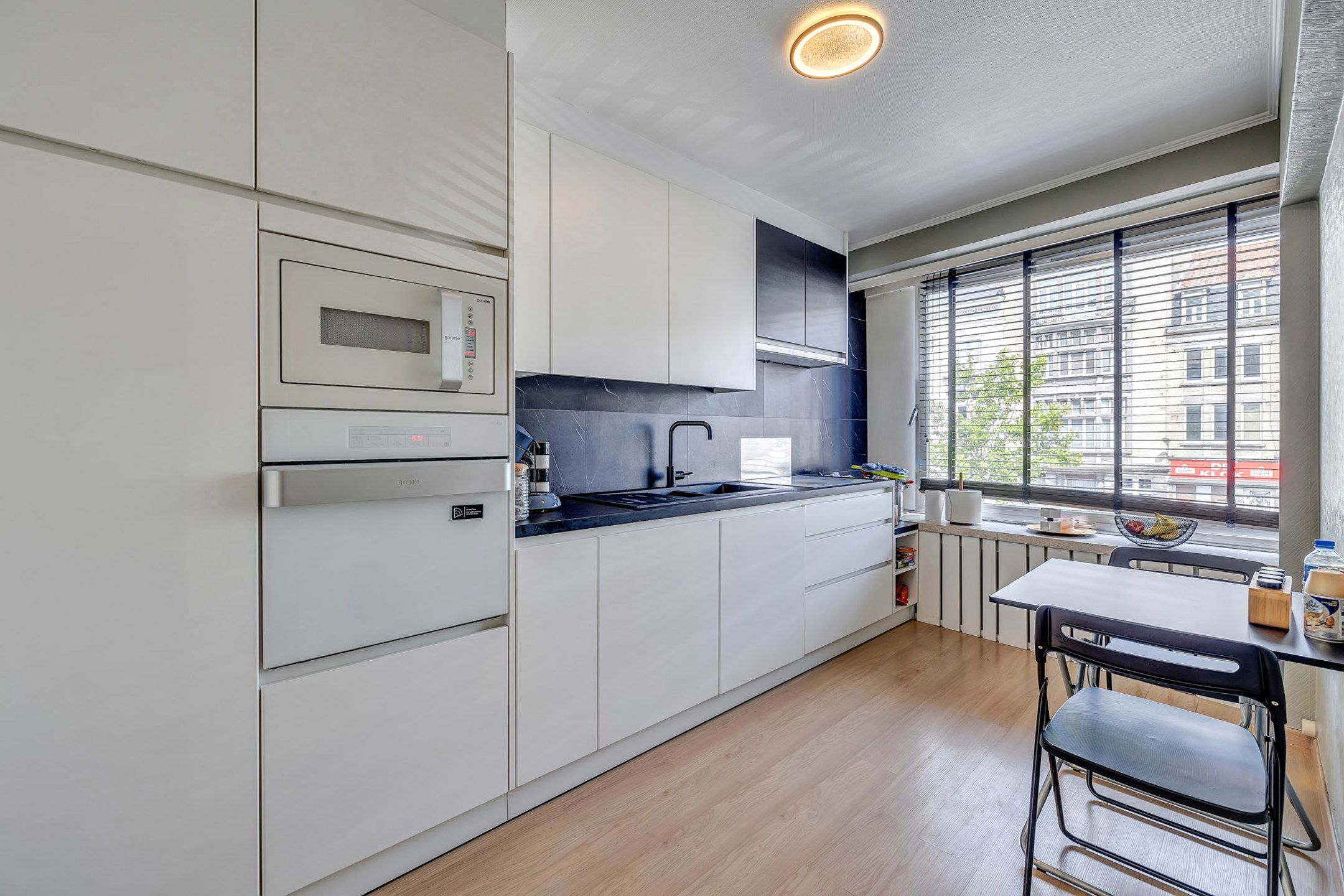 Gerenoveerd appartement in het hart van Deinze foto 5