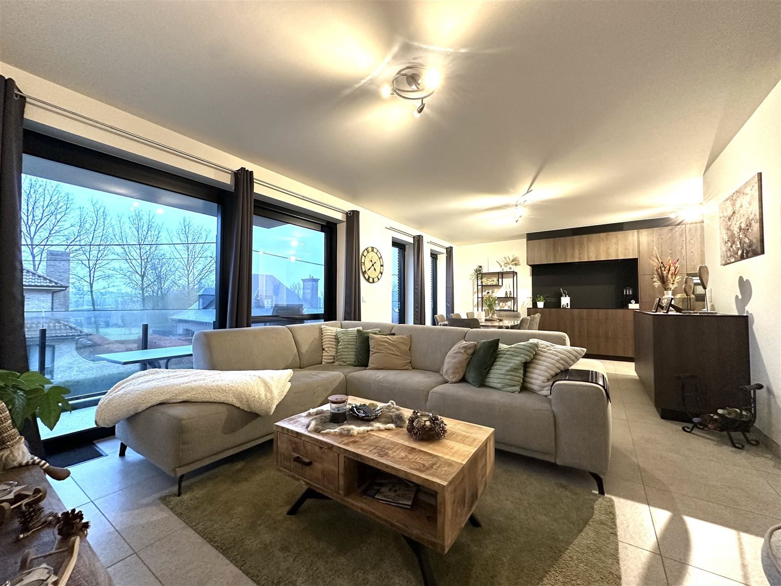 Ruim energiezuinig 3-SLK Appartement in Zottegem! foto 2