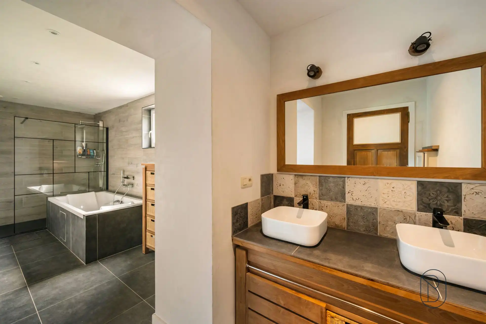 Ruime en energiezuinige woning met studio en tuin in Gaurain foto 18