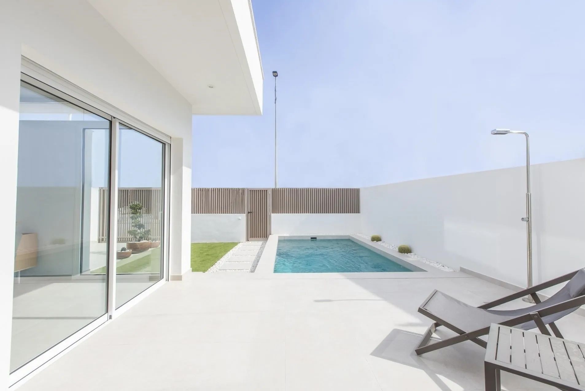 Ultiem comfort en stijl: nieuwe villa's met privé zwembad foto {{pictureIndex}}