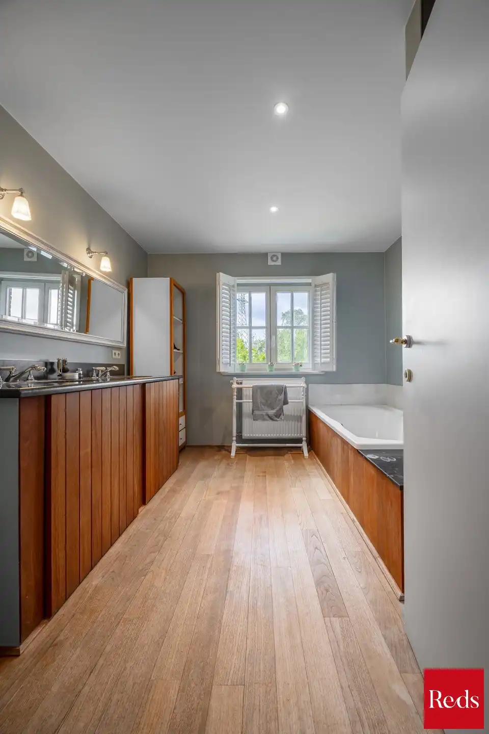 Instapklare villa met praktijkruimte  foto 24