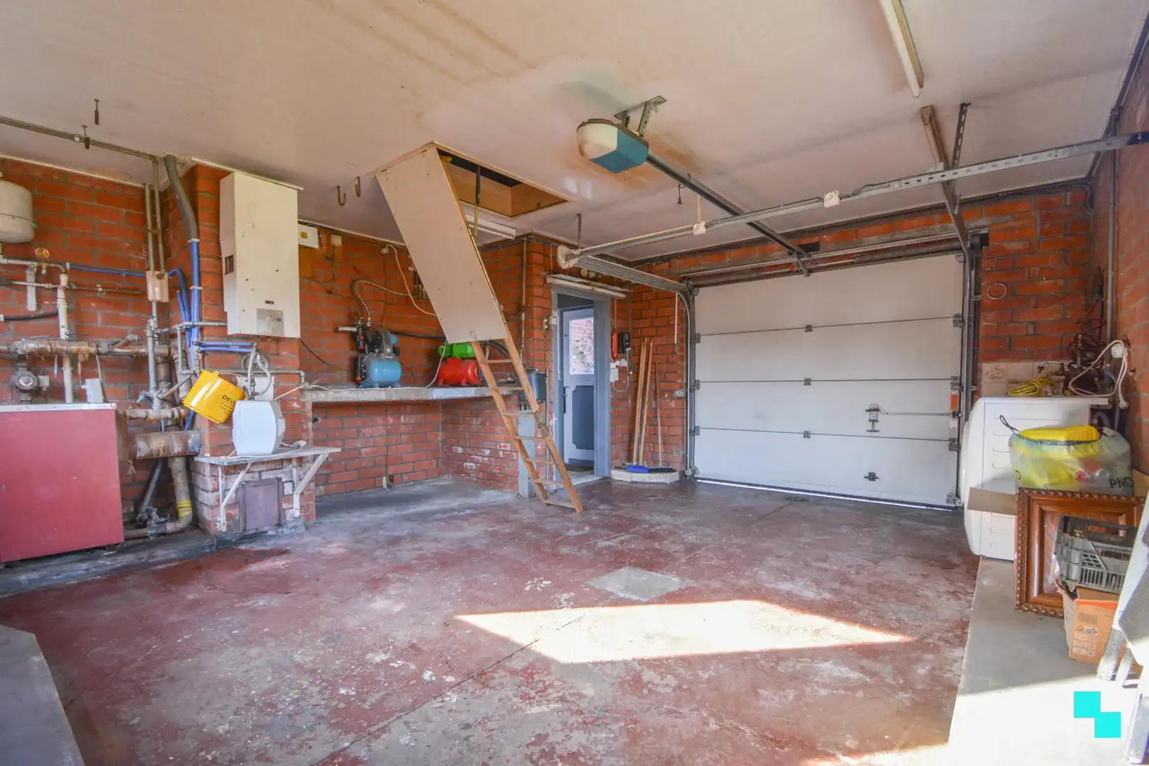 Gelijkvloerse woning met veel potentieel te Hooglede foto 20