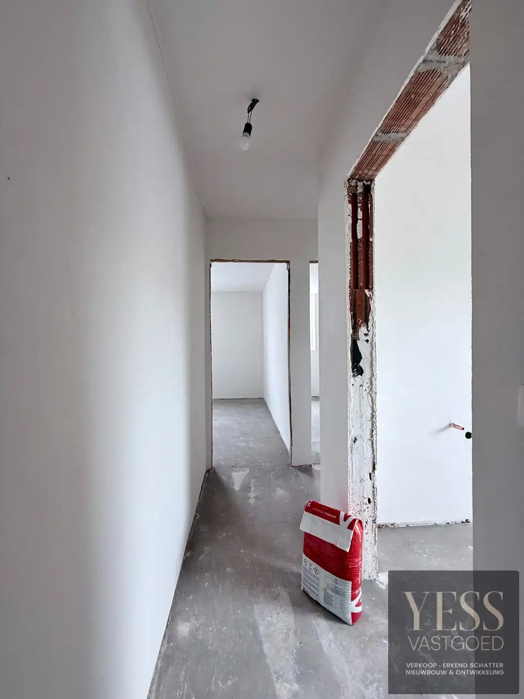 Lichtrijk duplex appartement met 3 slaapkamers + 2 parkings foto 9