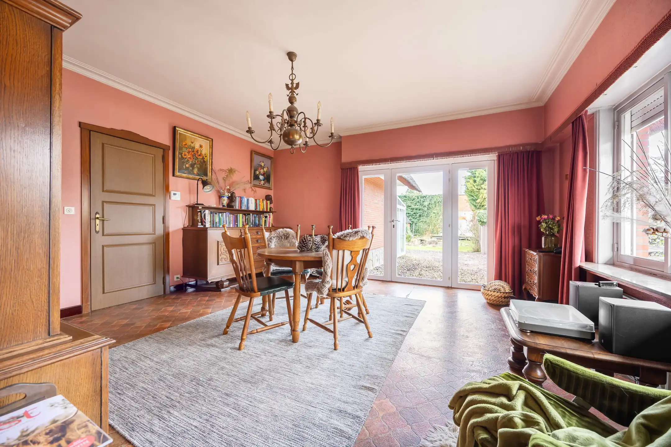 Charmante woning met tuin en garage in het hart van Schilde foto 7