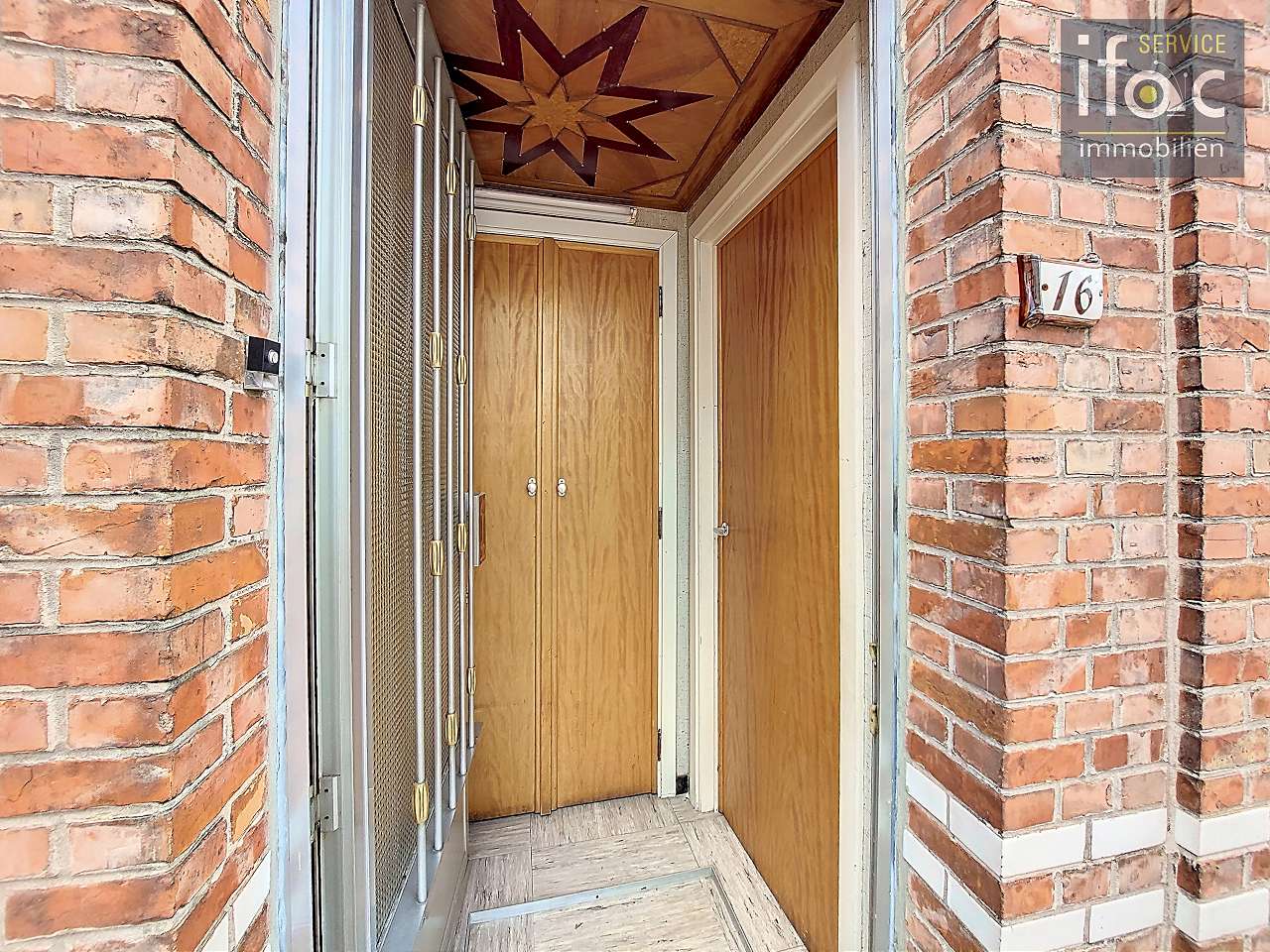 Rijhuis te koop foto 2