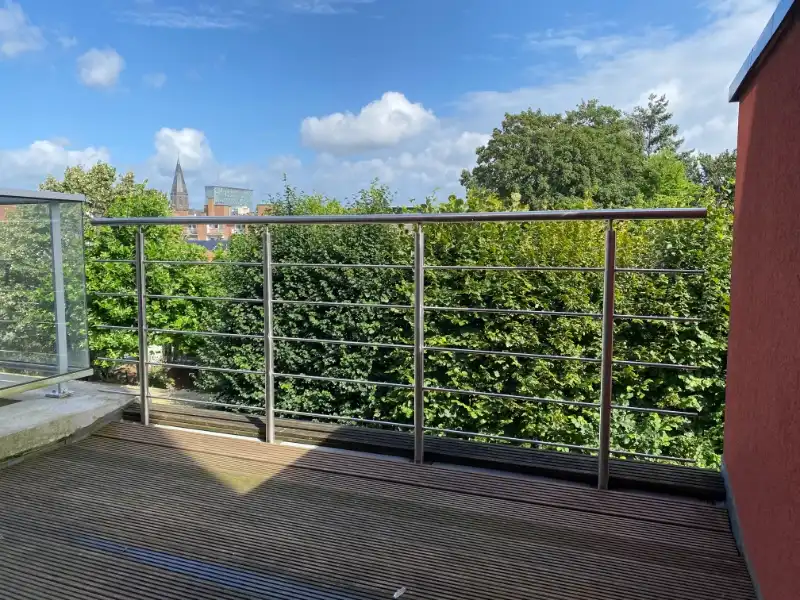 --- NIEUW --- Gerenoveerd en energiezuinig 1-slaapkamerappartement met ruim terras op toplocatie nabij Sint-Pietersstation! foto 9