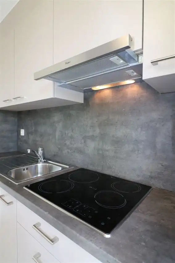 Zonnig appartement met 2 slaapkamers en garage op zeer goede, rustige locatie foto 9