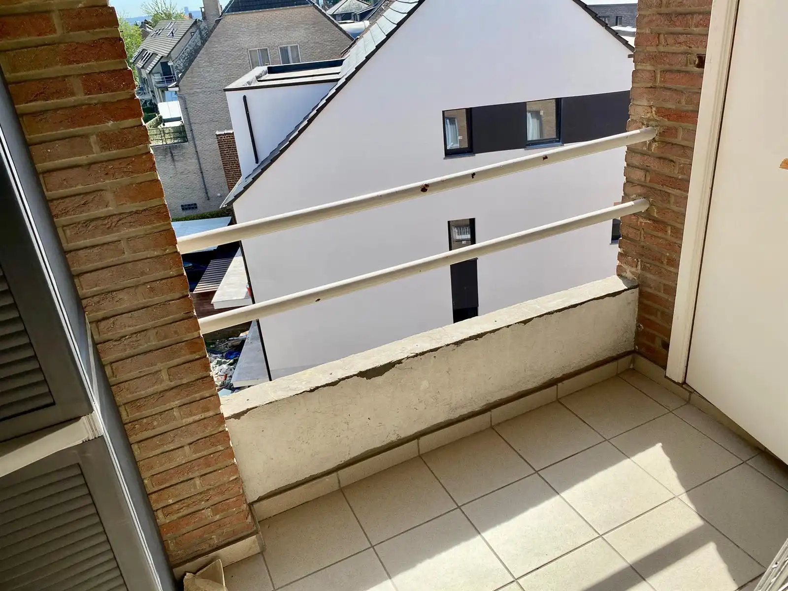 RUIM APPARTEMENT TE DILBEEK MET 2 SLAAPKAMERS EN GARAGEBOX foto 16