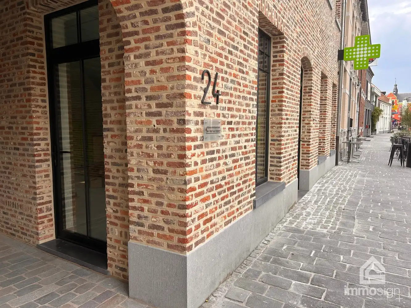 Gelijkvloers handelspand op toplocatie in het hart van Peer! foto 7