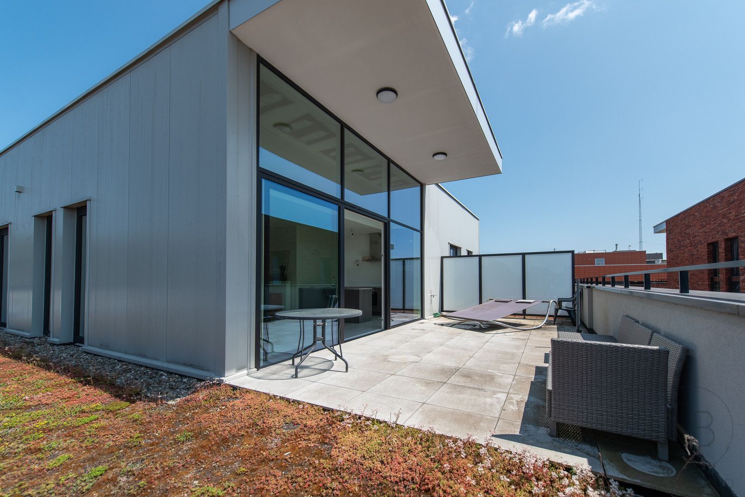 Modern en energiezuinig penthouse op toplocatie in Genk! foto 12