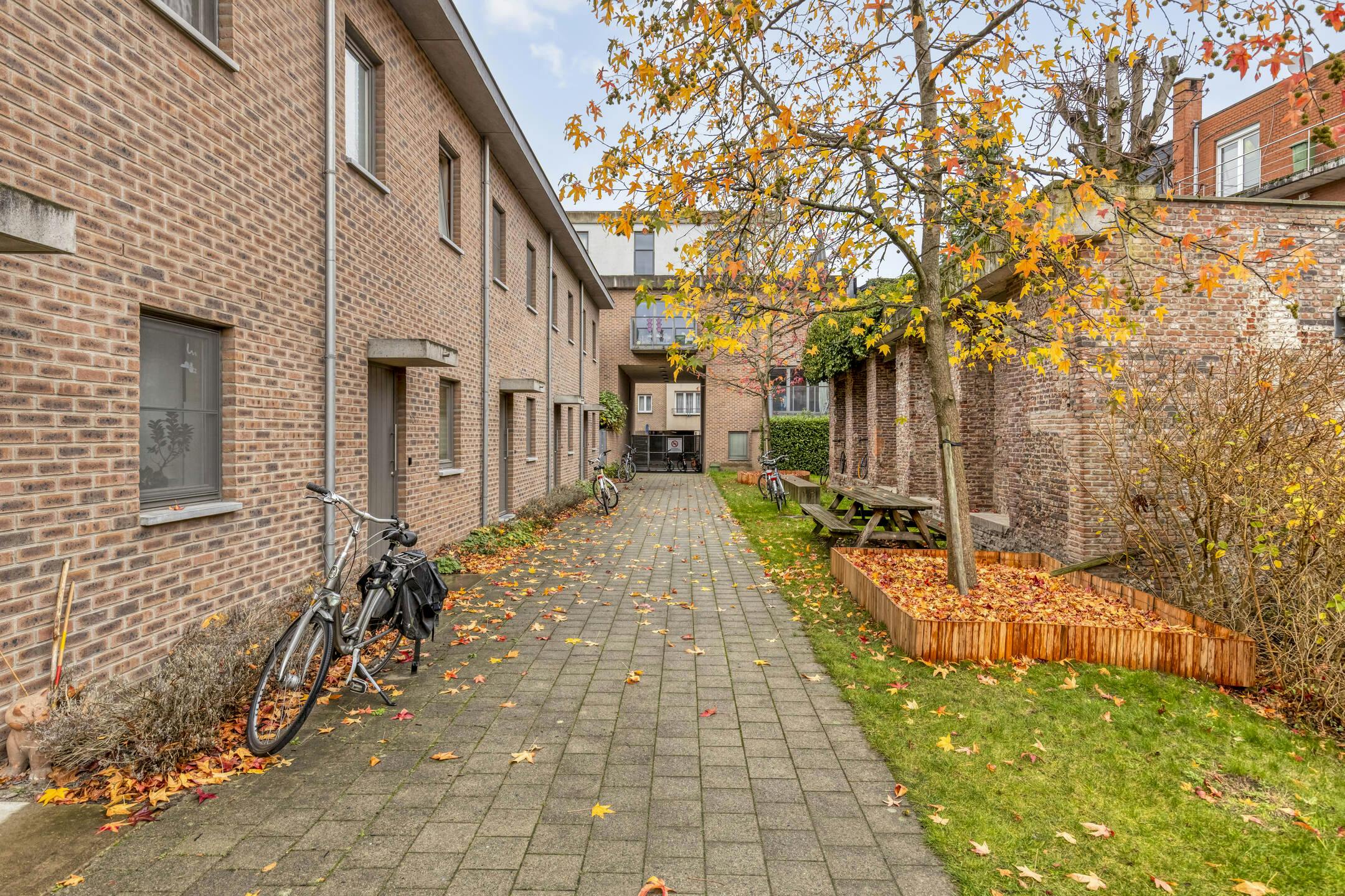 Ruim 3 slaapkamer appartement met terras te koop in Gent  foto 14