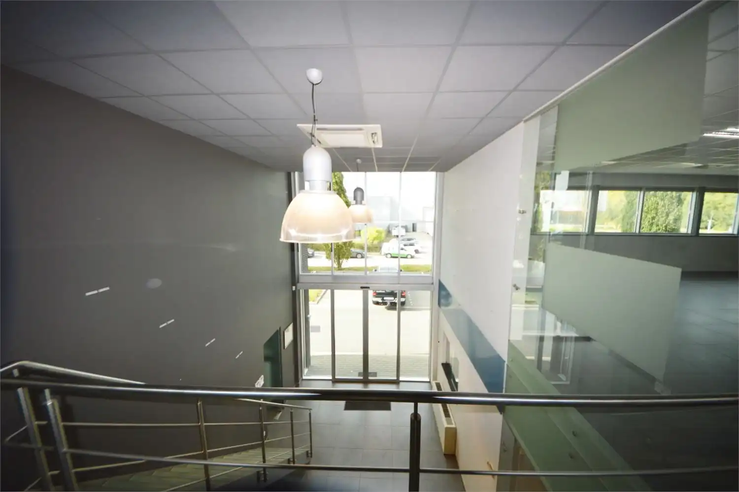 MODERN KANTOOR MET PARKING foto 13