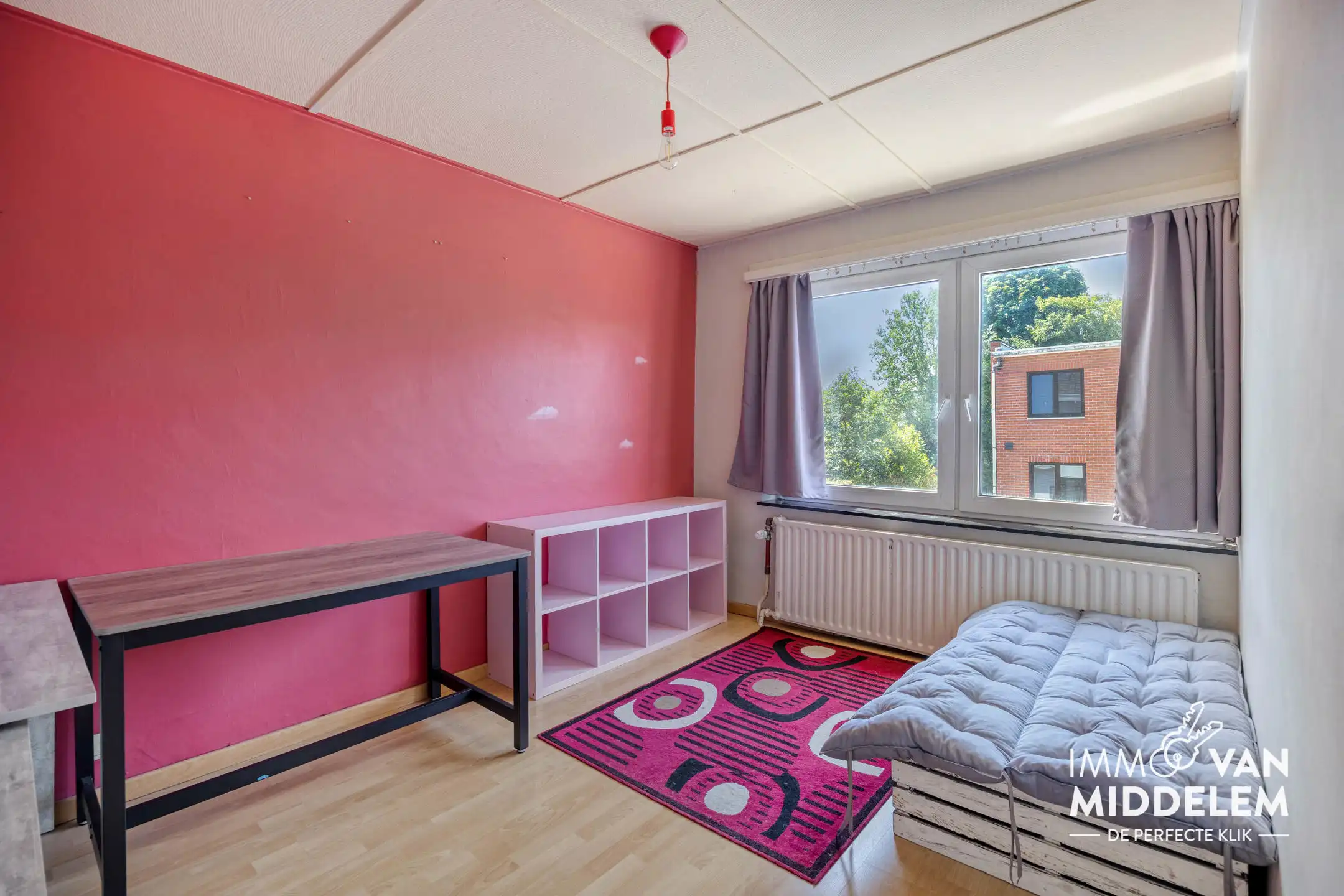 INSTAPKLARE GEZINSWONING MET 3 SLPK, GARAGE EN TUIN foto 11