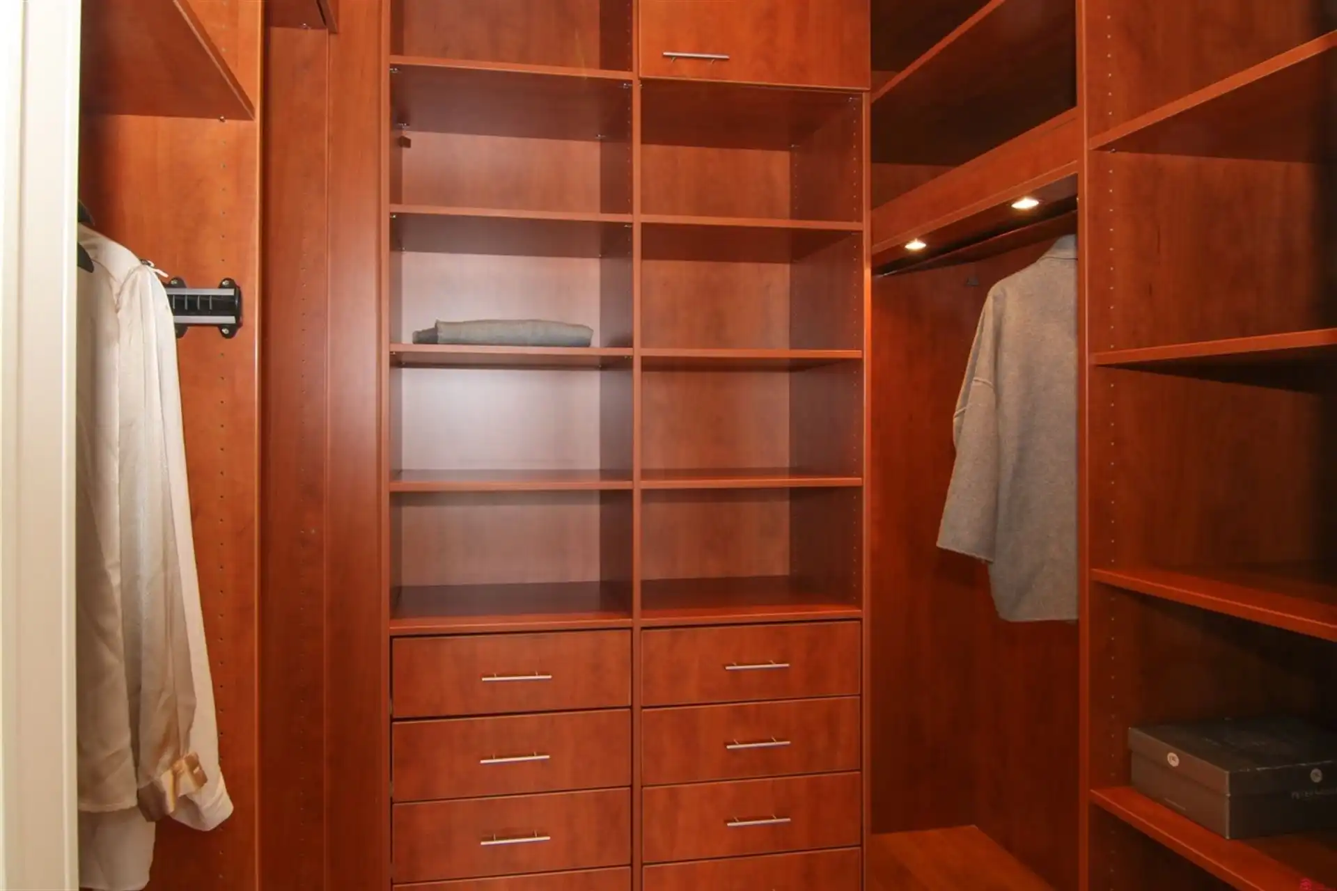 Stijlvol en ruim appartement  foto 12