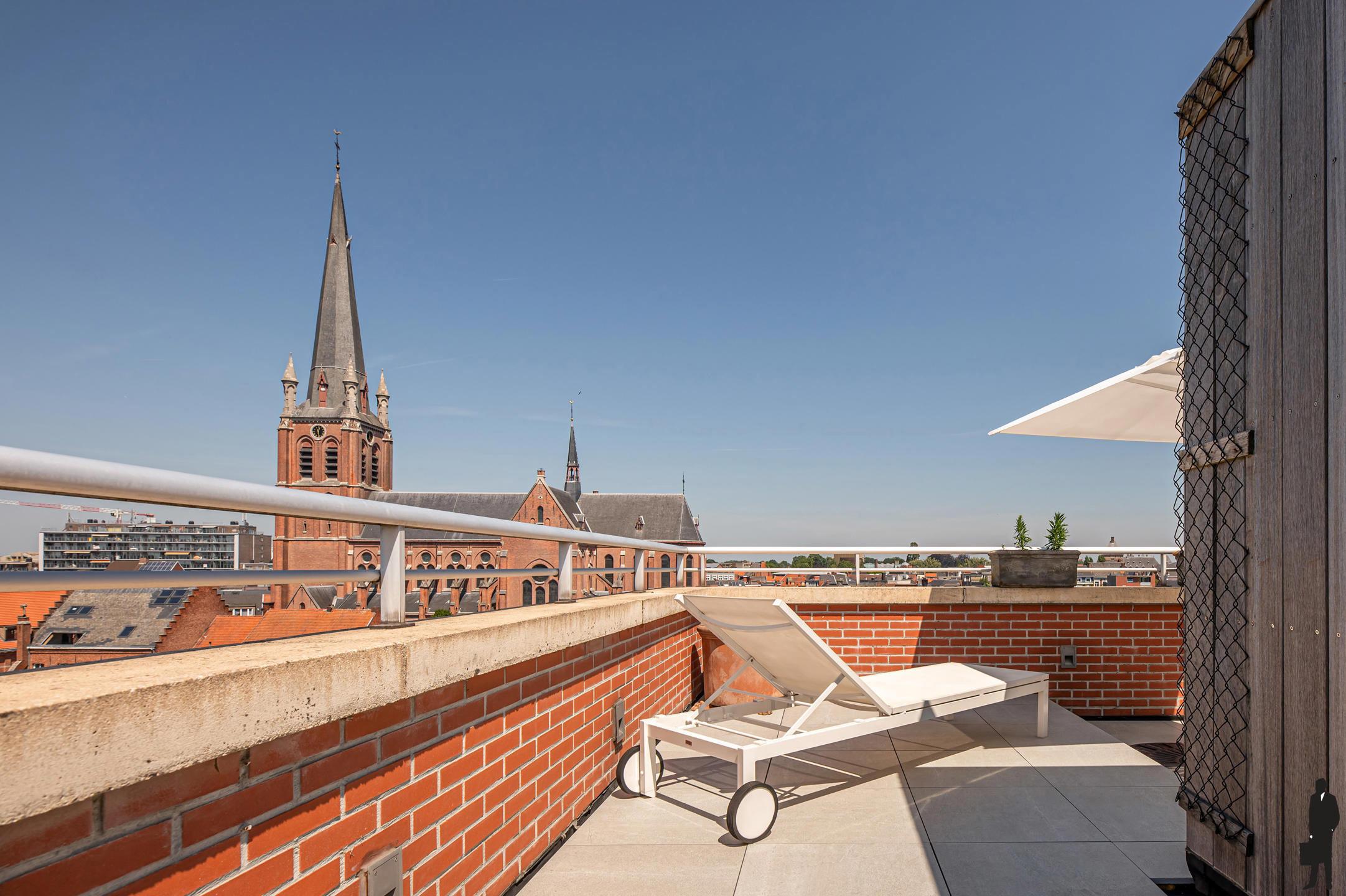 Riant penthouse met dakterras met 360° zicht over Turnhout  foto 21