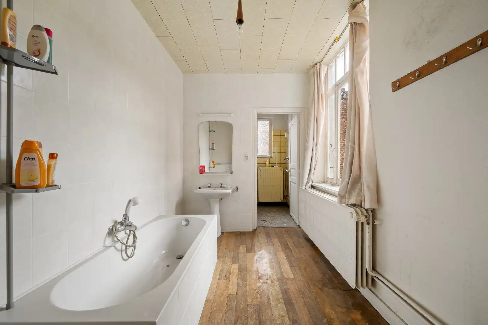 Historisch herenhuis/pastorie met uitzicht op de Grote Markt foto 18