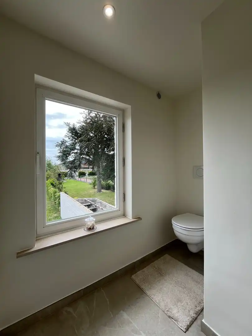 Moorsele - Instapklare woning met parking achteraan foto 14