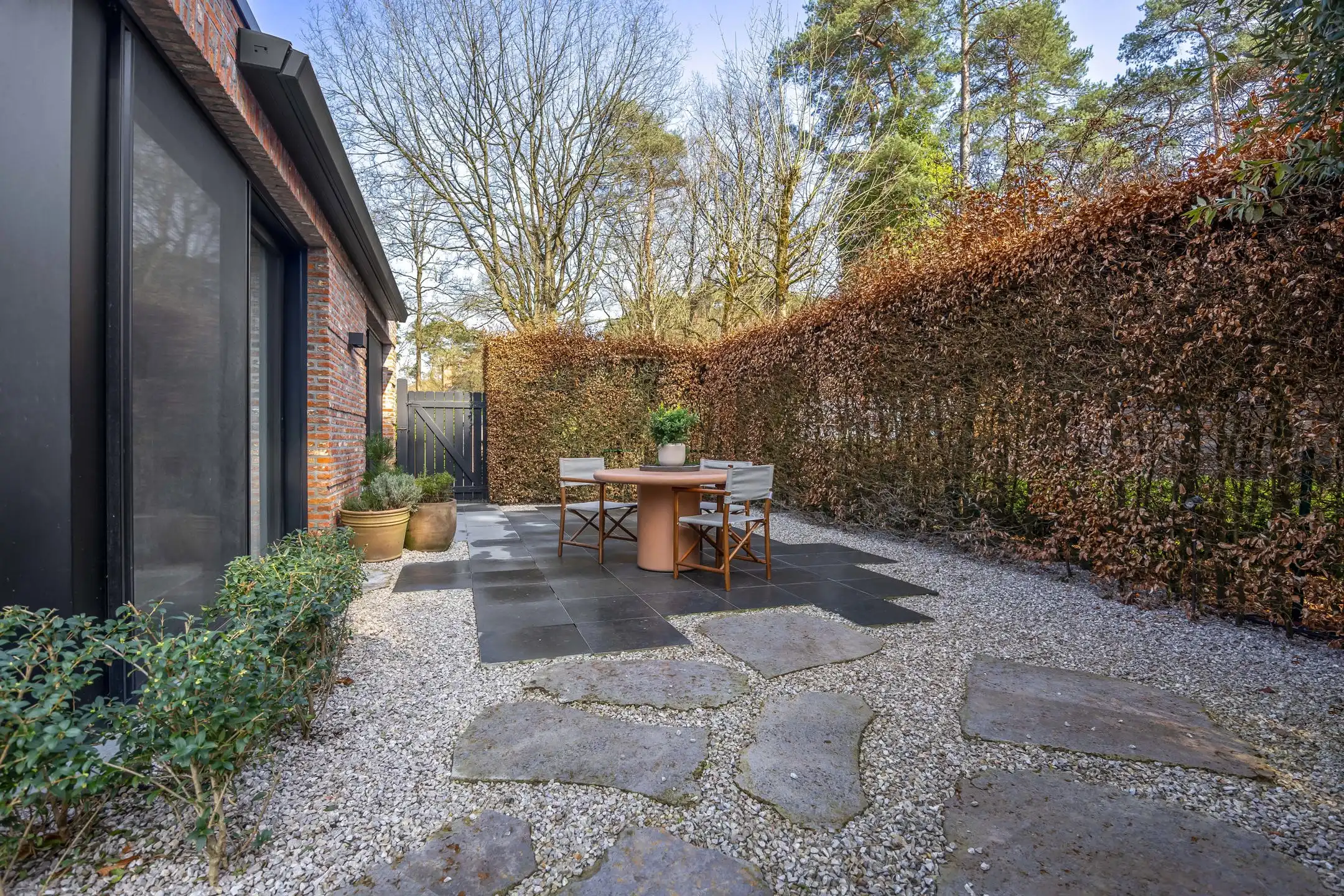 Architectenvilla met zwembad en ZW tuin in Hof Ter Linden foto 20
