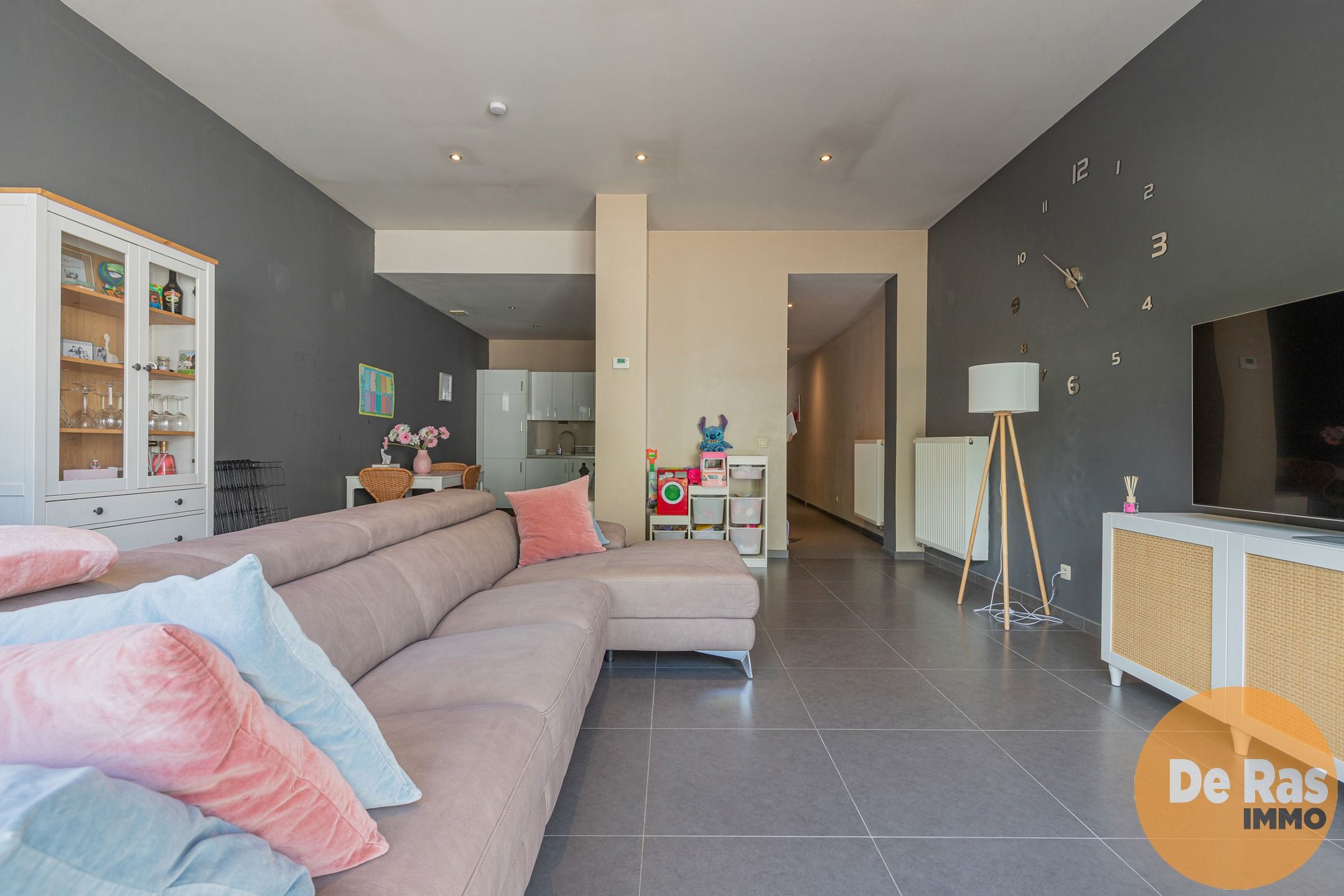 HERZELE - Gelijkvloers appartement inclusief garage met tuin foto 12