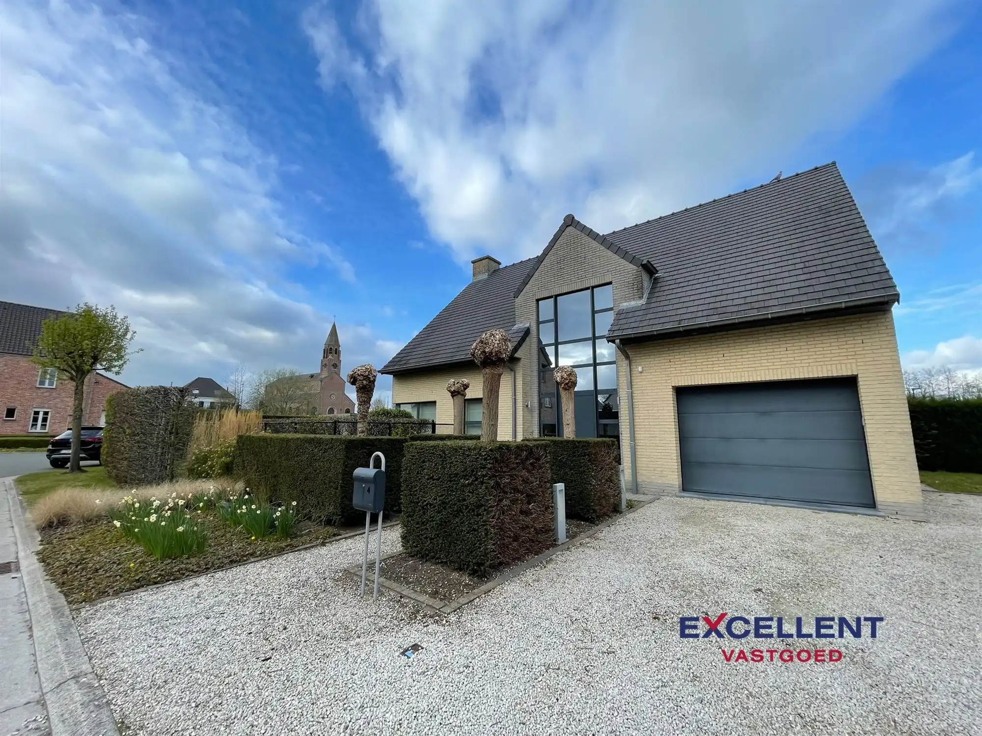 Prachtige vrijstaande woning te huur in doodlopende straat Leerne! foto {{pictureIndex}}