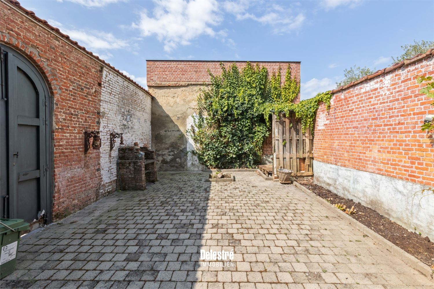 RUIME HERENWONING INCL. GARAGEBOX foto 36