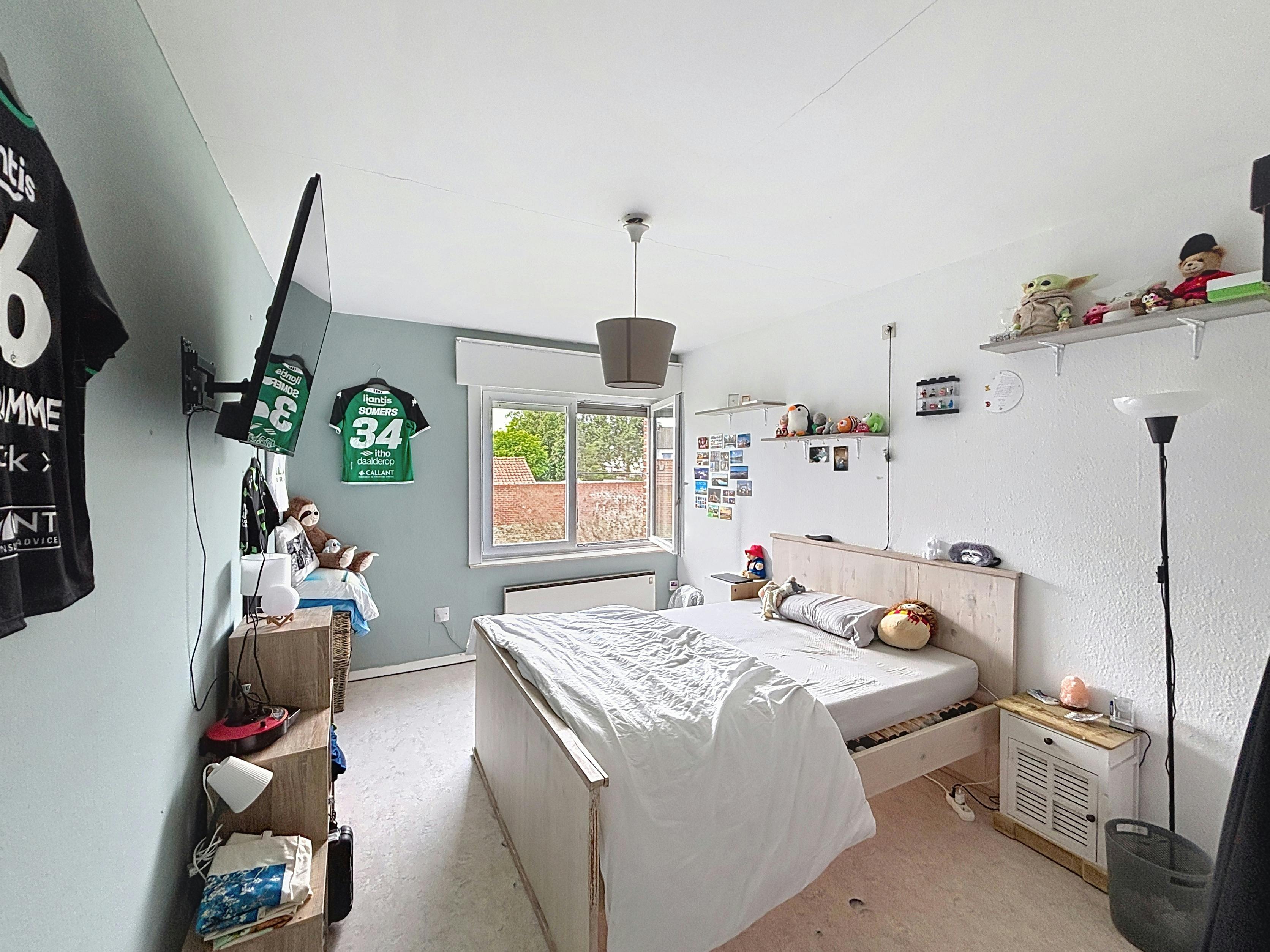 Appartement te koop met 2 slaapkamers en garage te St-Michiels foto 6