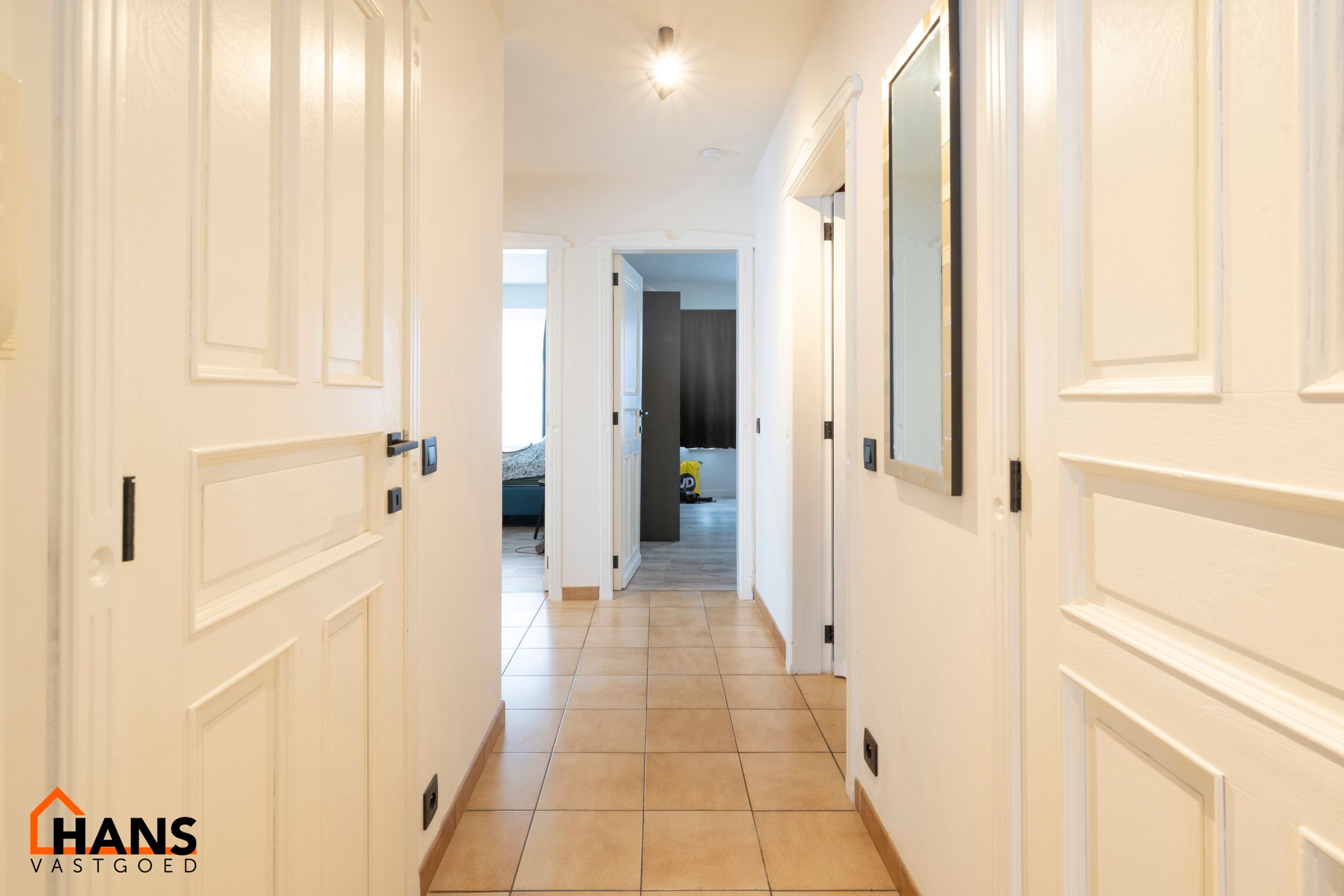 Ruim hoekappartement. foto 5