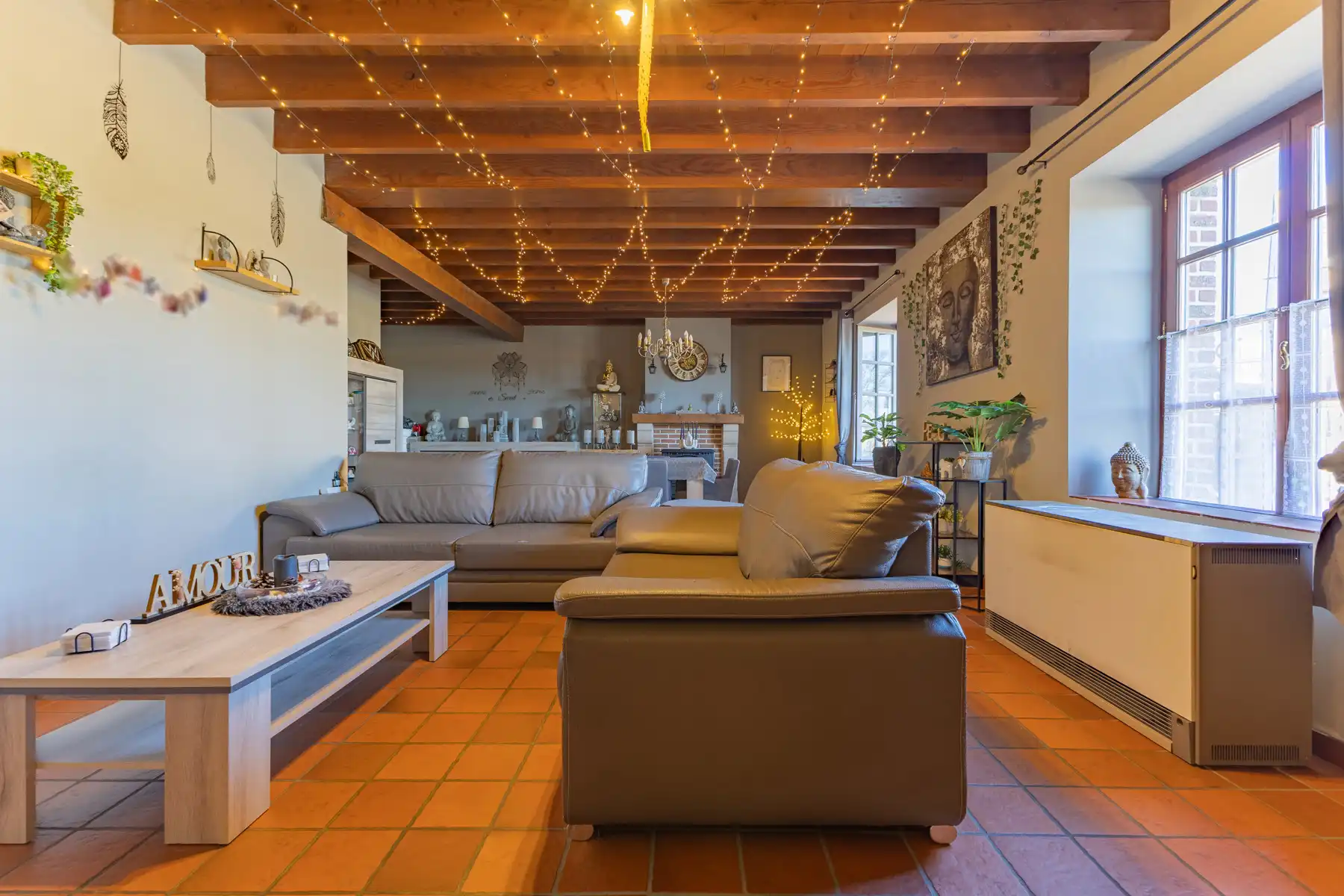 Villa met 4 slaapkamers, grote tuin en garage foto 5