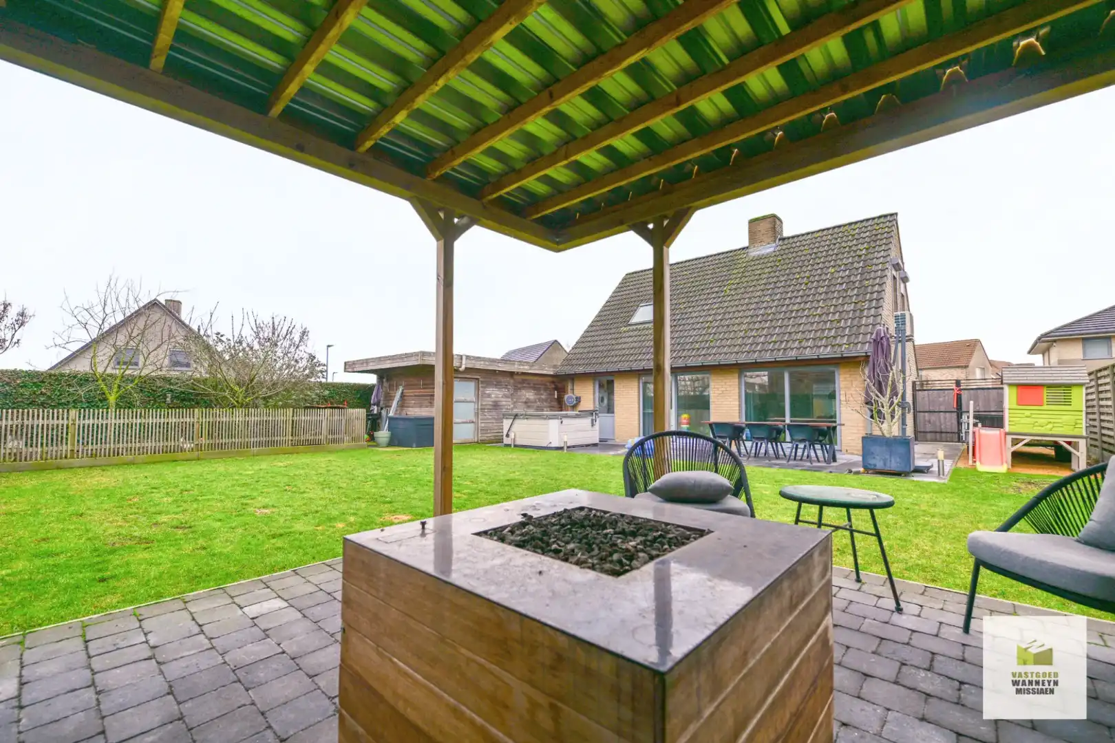 Ruime open bebouwing met 3 slpk in doodlopende straat Wingene foto 24