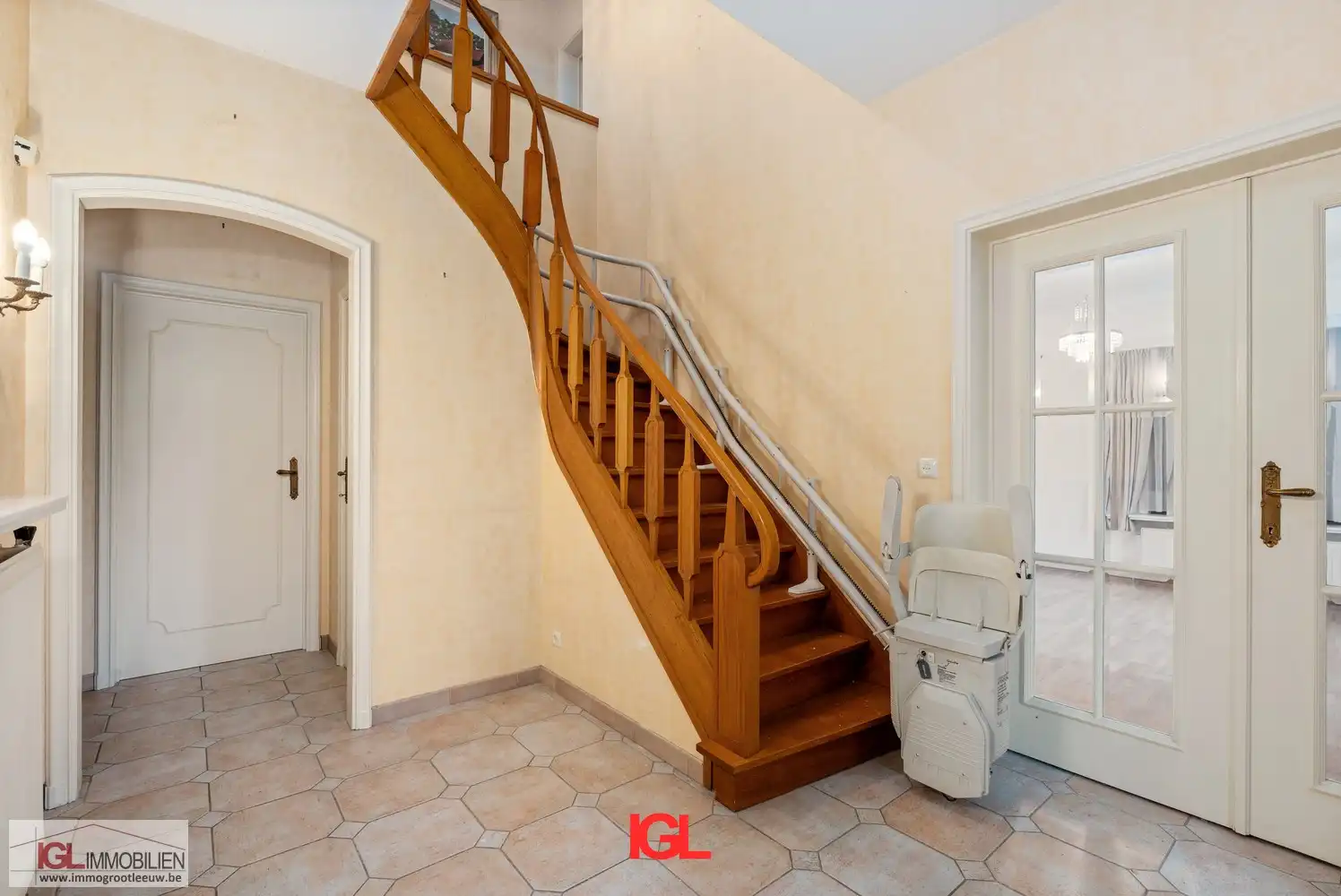 Charmante vrijstaande villa op toplocatie in Sint-Pieters-Leeuw foto 8