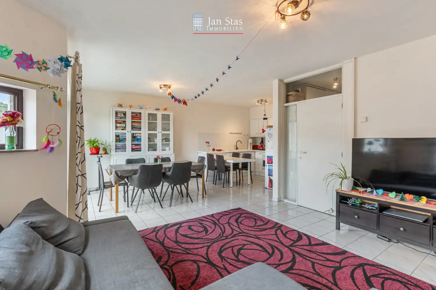 Goed gelegen dakappartement met 2 slaapkamers, een terras en een garagebox te Kessel-Lo! foto 5