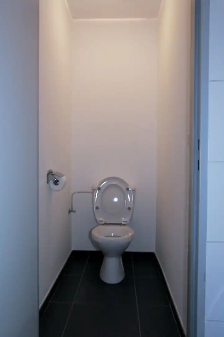 Mooi ruim appartement met twee slaapkamers foto 6