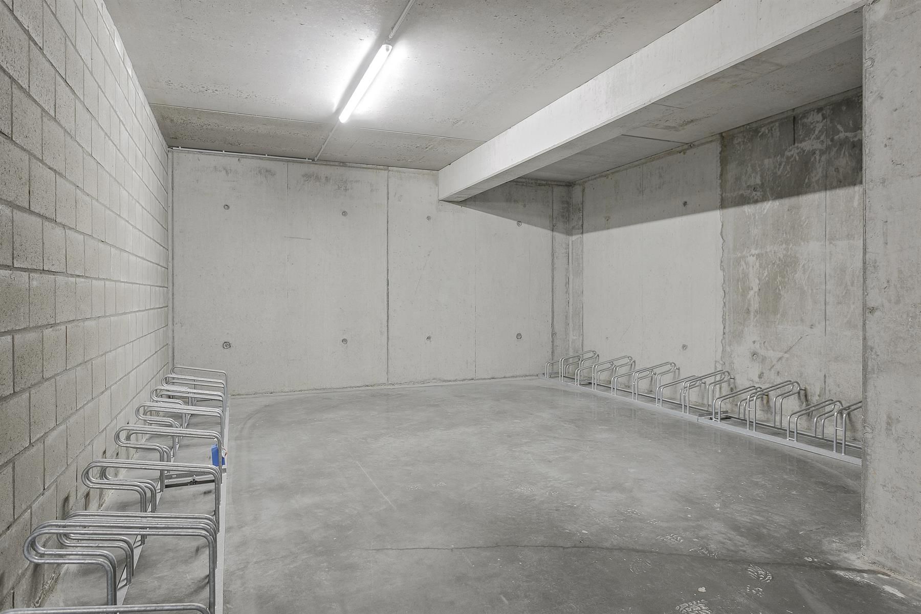 Nieuw hoekappartement met terras & ondergrondse parking! foto 16