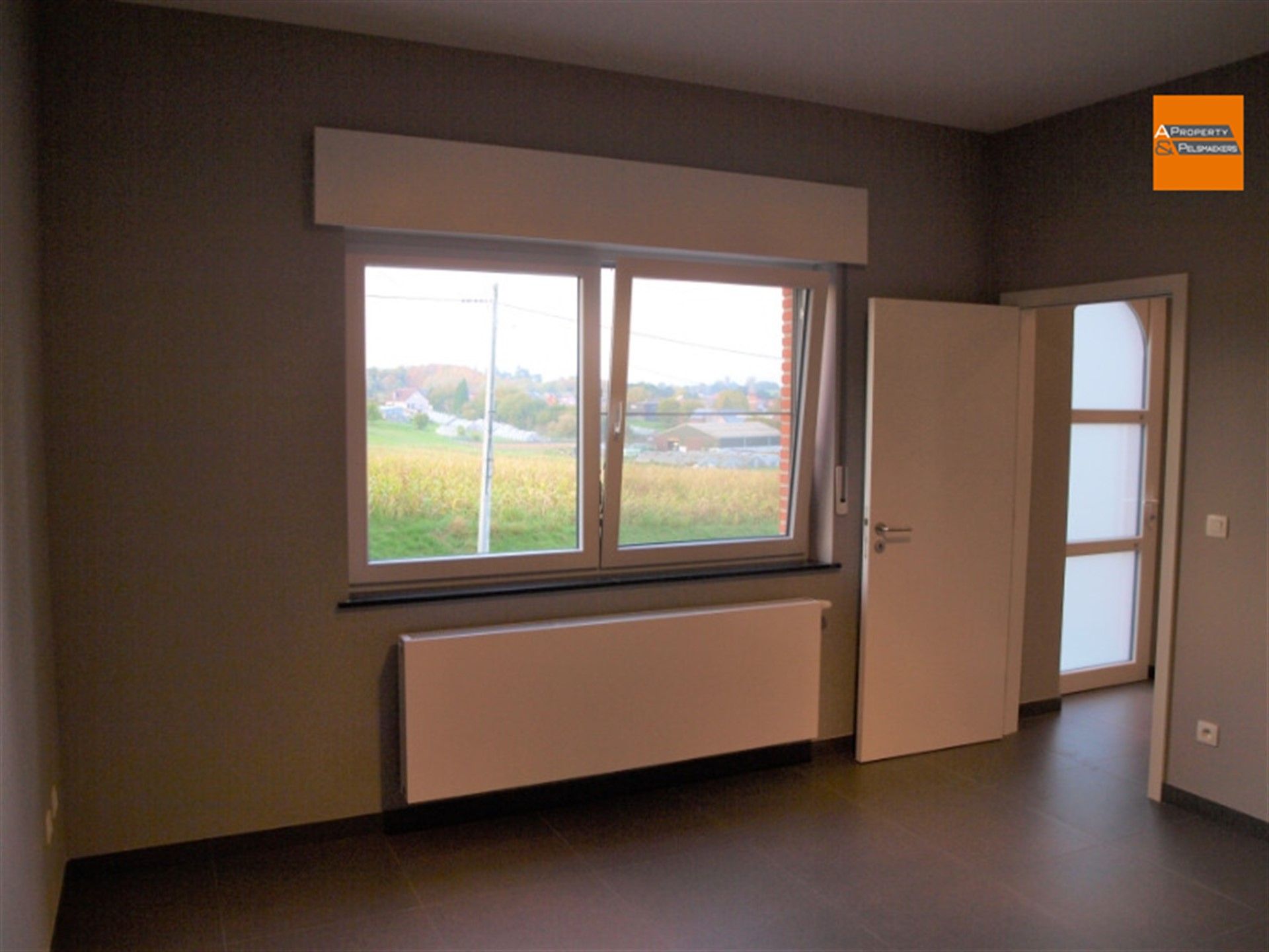 Instapklare, volledig gerenoveerde woning in groene en landelijke omgeving foto 7