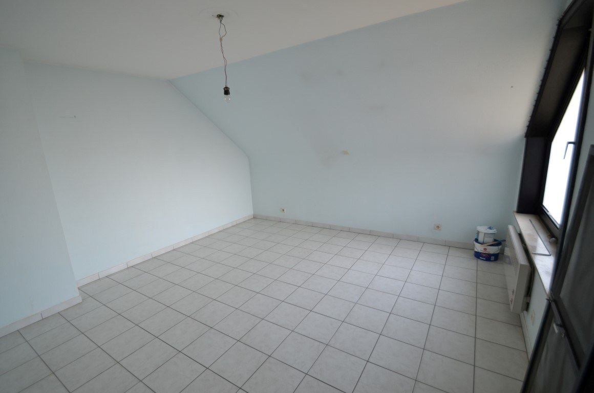 Woning met 3 slpks, garage en tuin foto 8