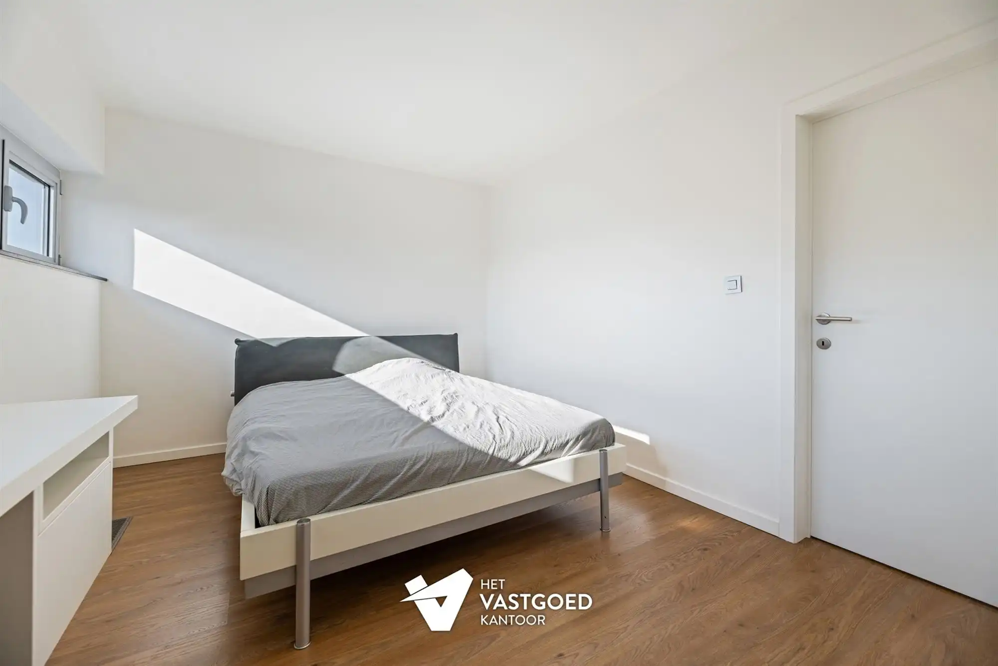 RUIME, RECENTE WONING OP TOP-LIGGING! foto 15