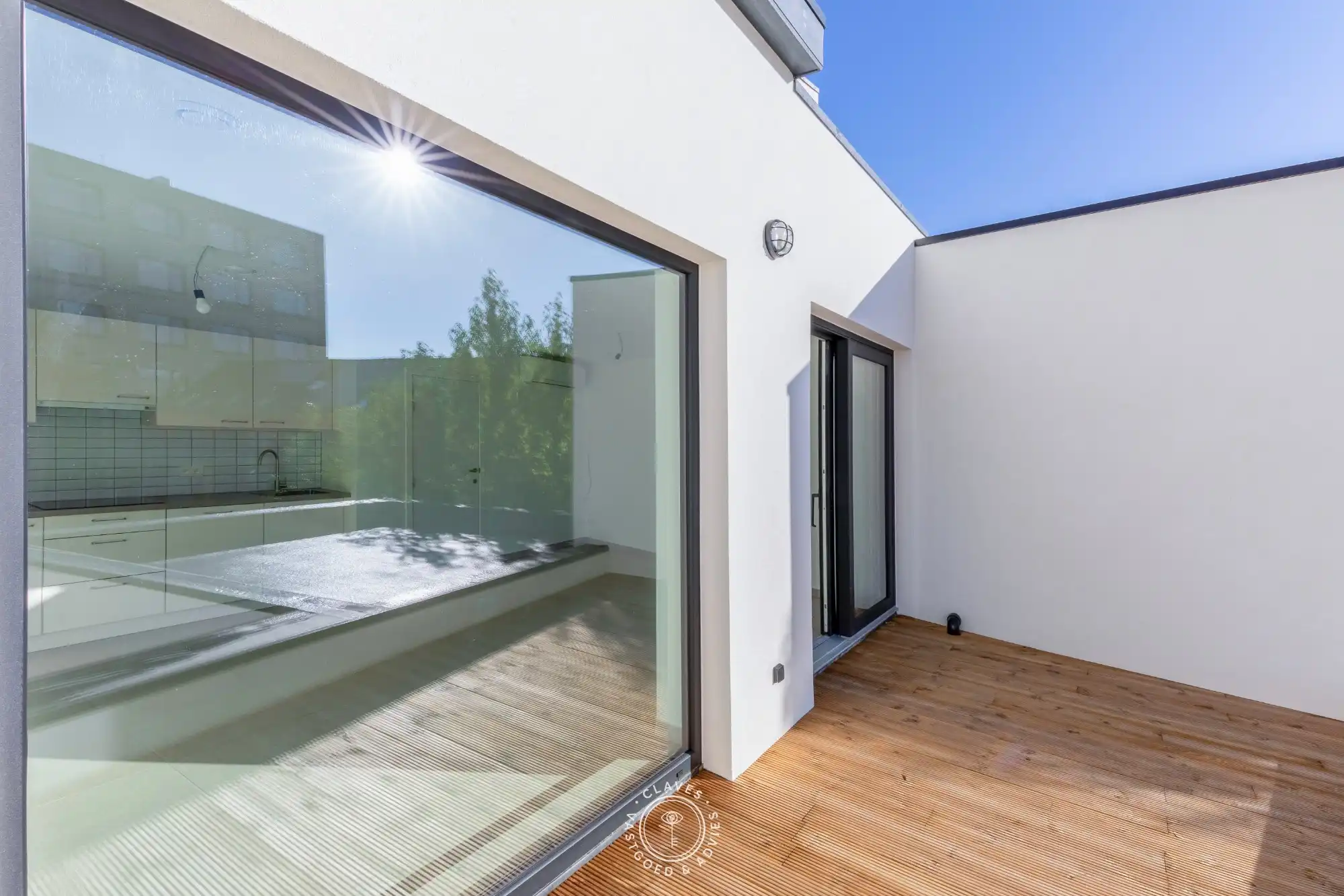 Energetisch gerenoveerd tweeslaapkamer appartement met zeer royaal terras foto 5