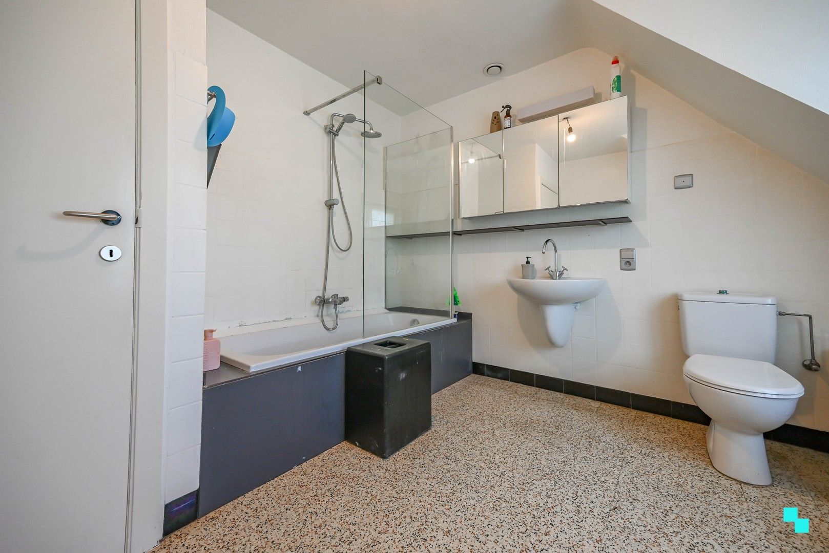 Ruime alleenstaande woning in een groene omgeving te Ardooie foto 22