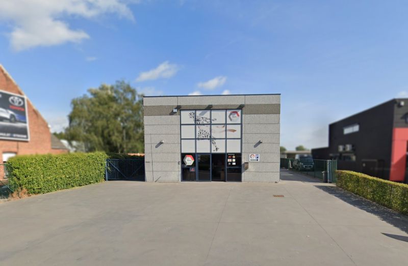 Handelspand te huur foto {{pictureIndex}}