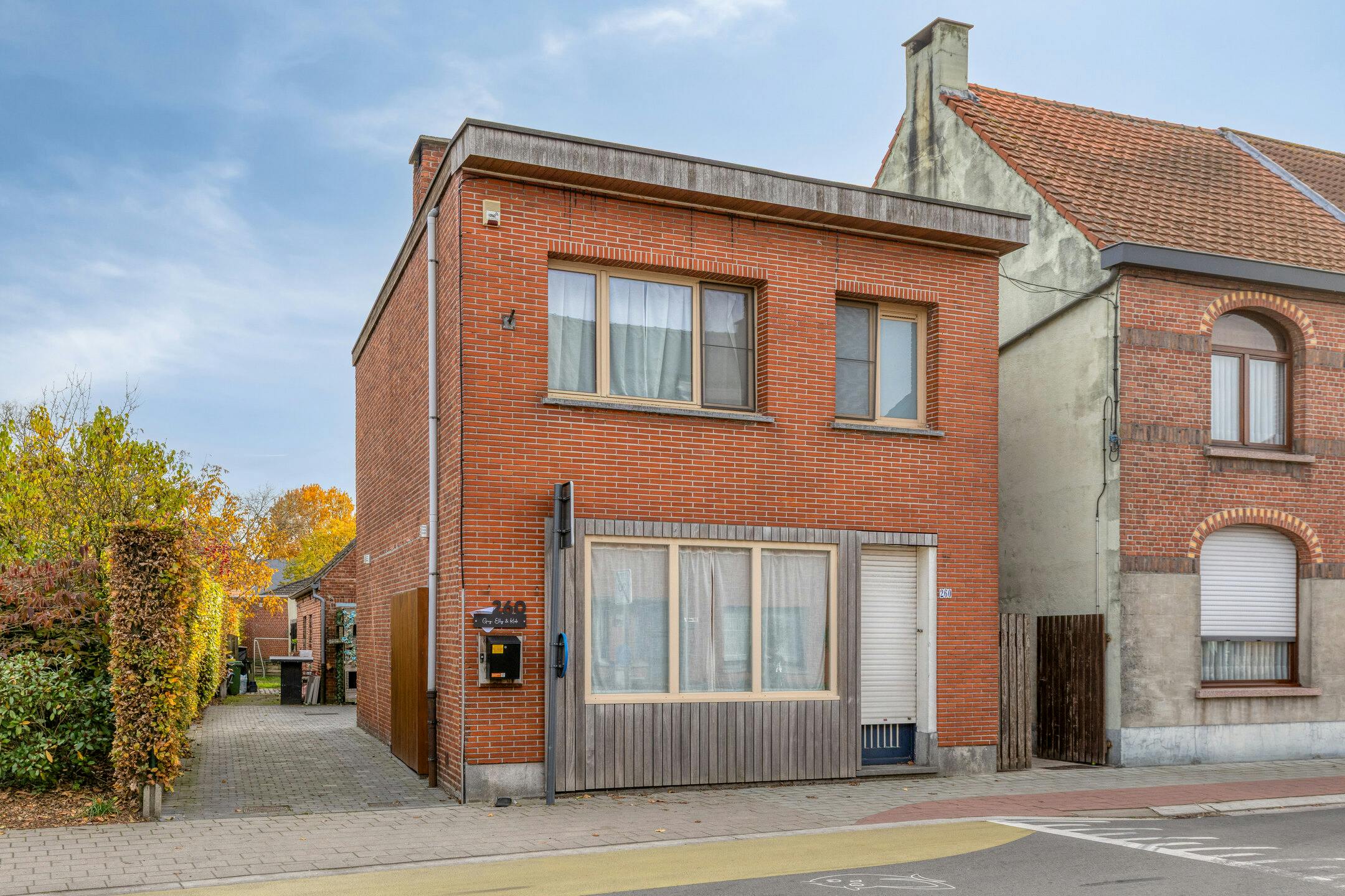 Instapklare gezinswoning met 5 slpks te koop in Essen-Horendonk foto 2