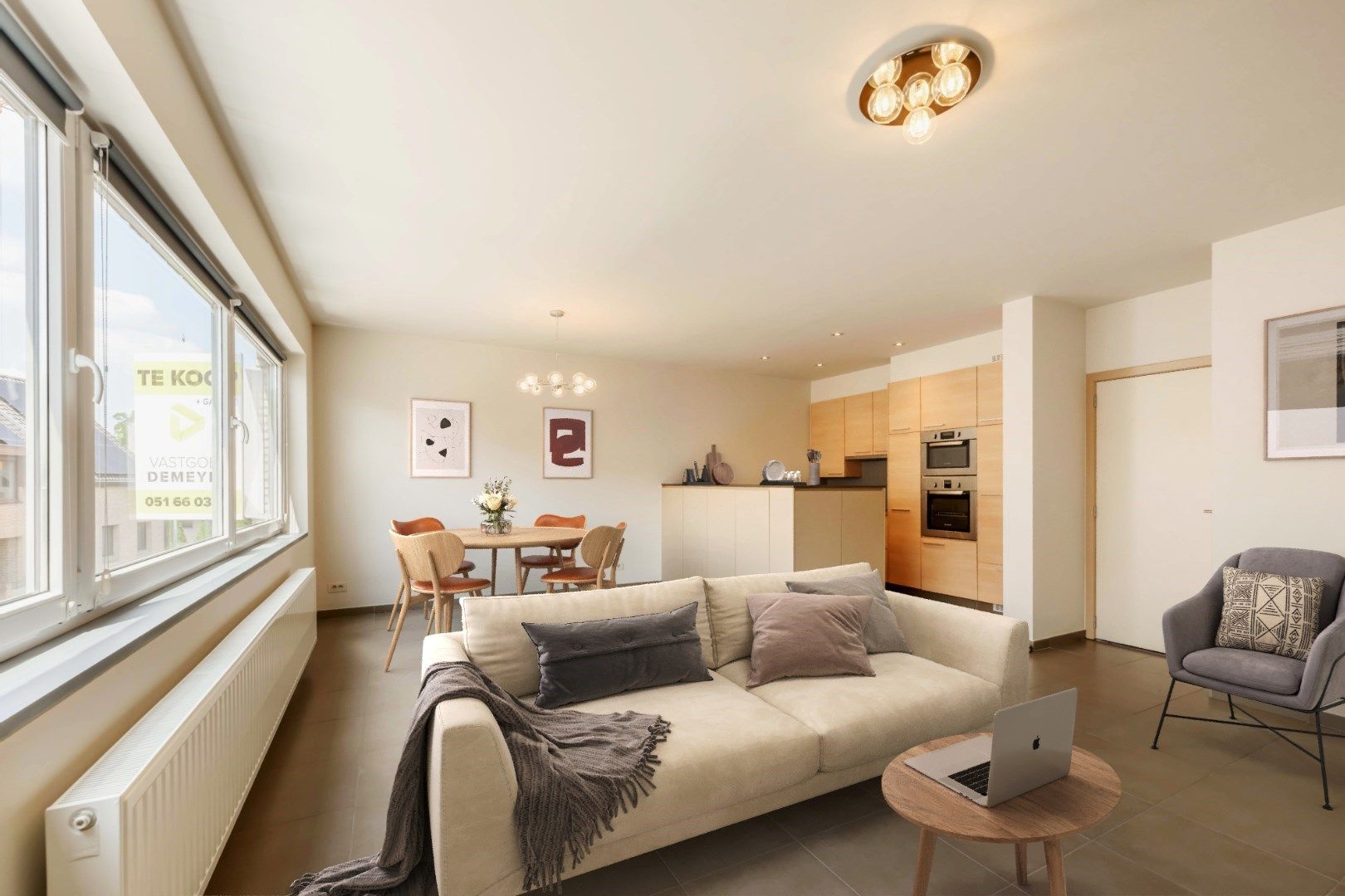 INSTAPKLAAR APPARTEMENT MET 2 SLPKS IN HARTJE TIELT  foto {{pictureIndex}}
