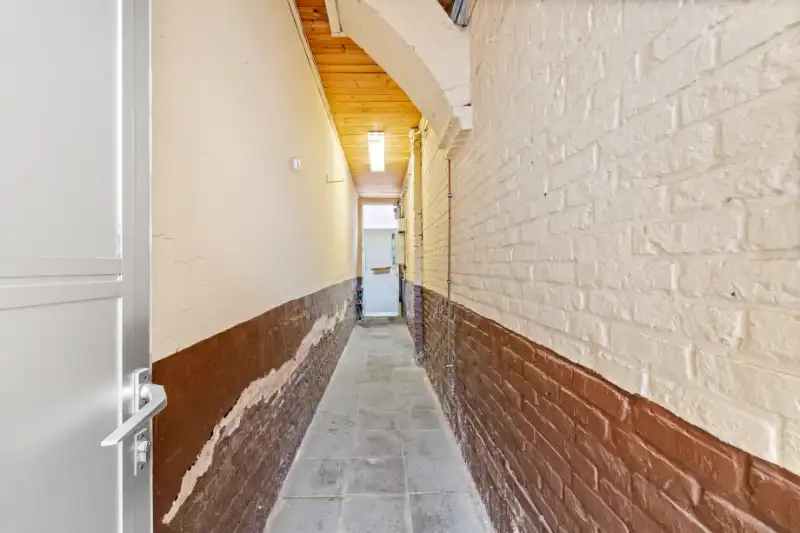 Woning met 2 slaapkamers nabij centrum! foto 3