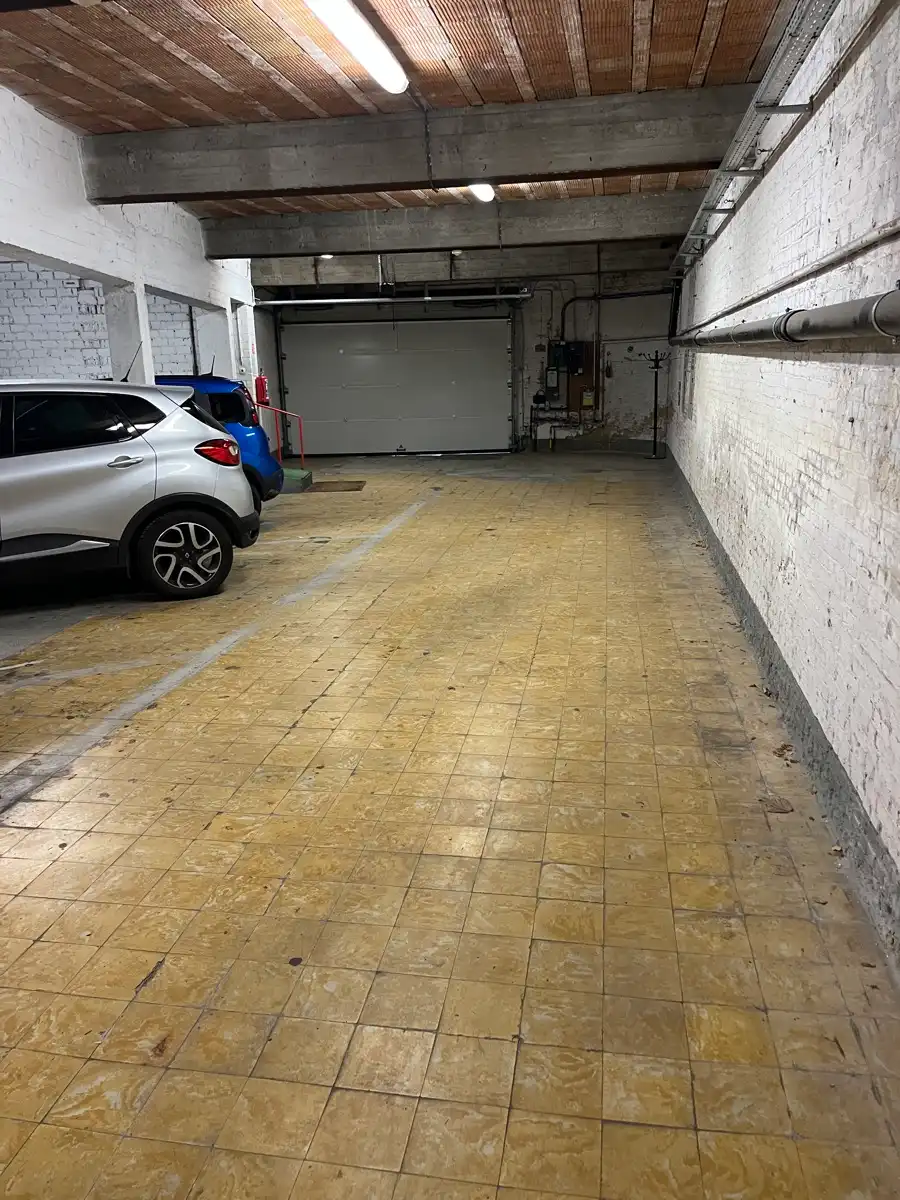 Vernieuwd 3-slaapkamerappartement in hartje Aalst foto 26