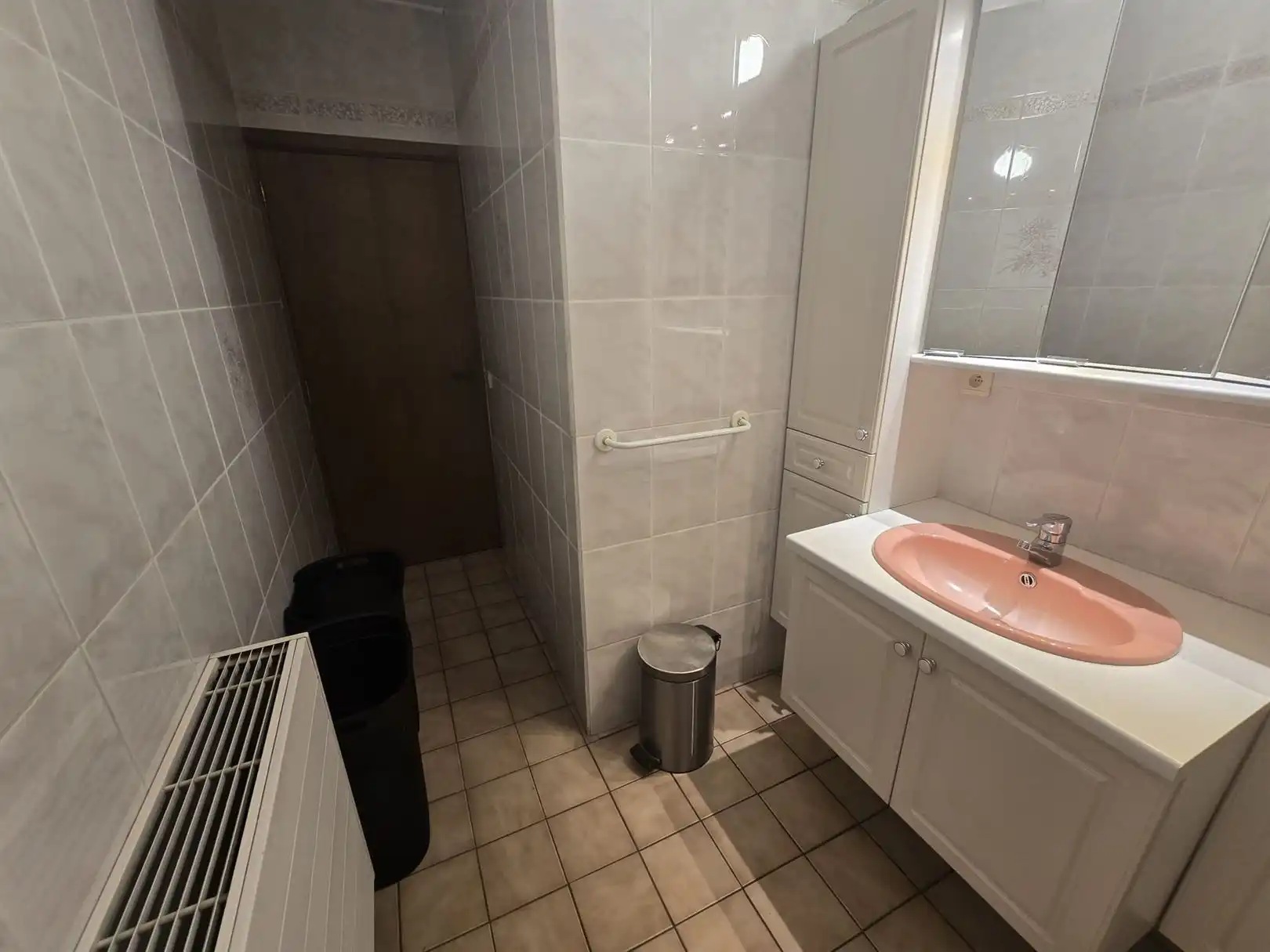 Ruime woning met 5 slaapkamers gelegen aan de E313 foto 12