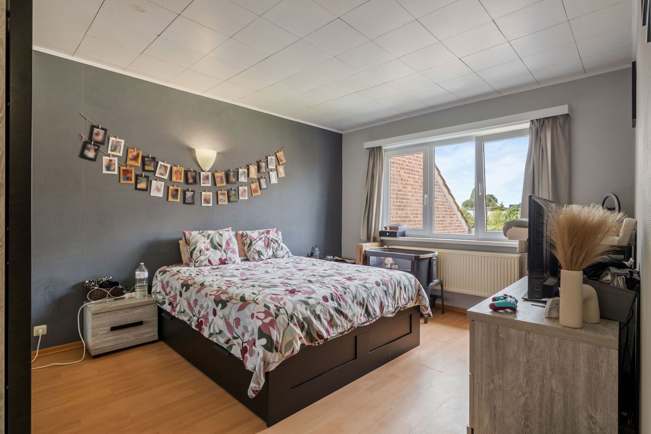 Bel-etage met 3 garages en tuin in het centrum van Bever foto 11