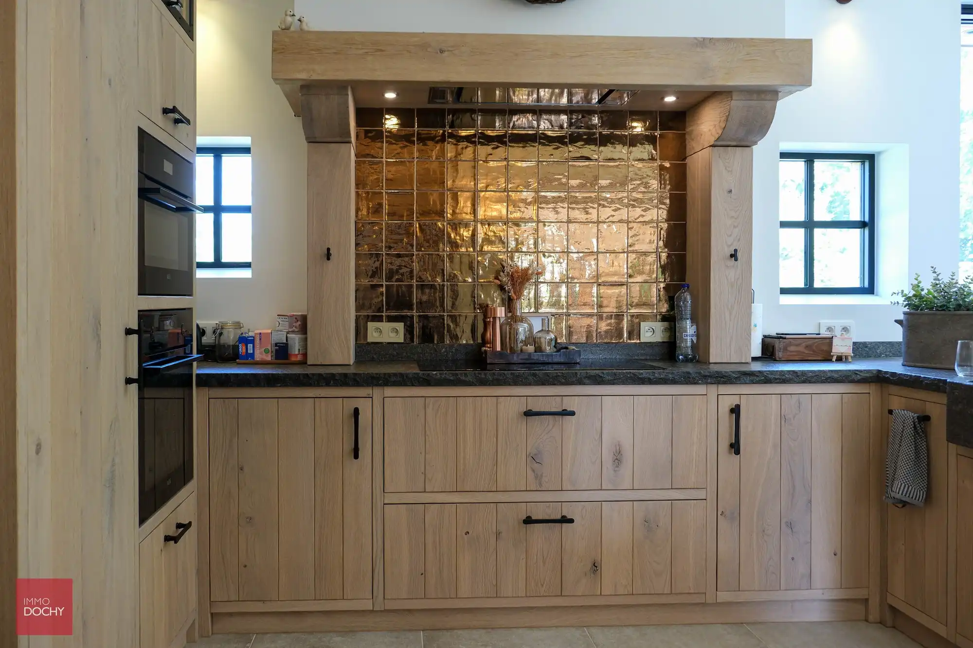 Volledig vernieuwde villa nabij Jan Yperman ziekenhuis foto 17