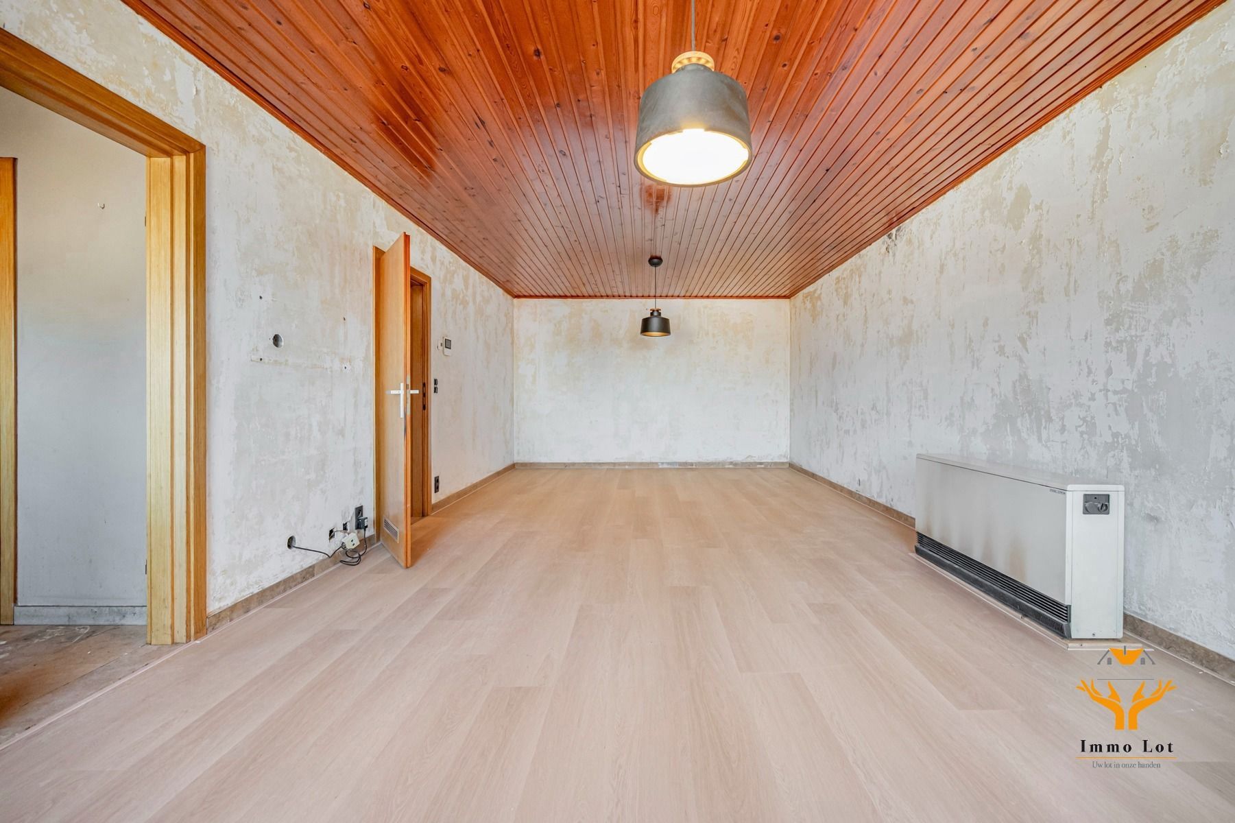 Licht op te frissen appartement op toplocatie foto 2