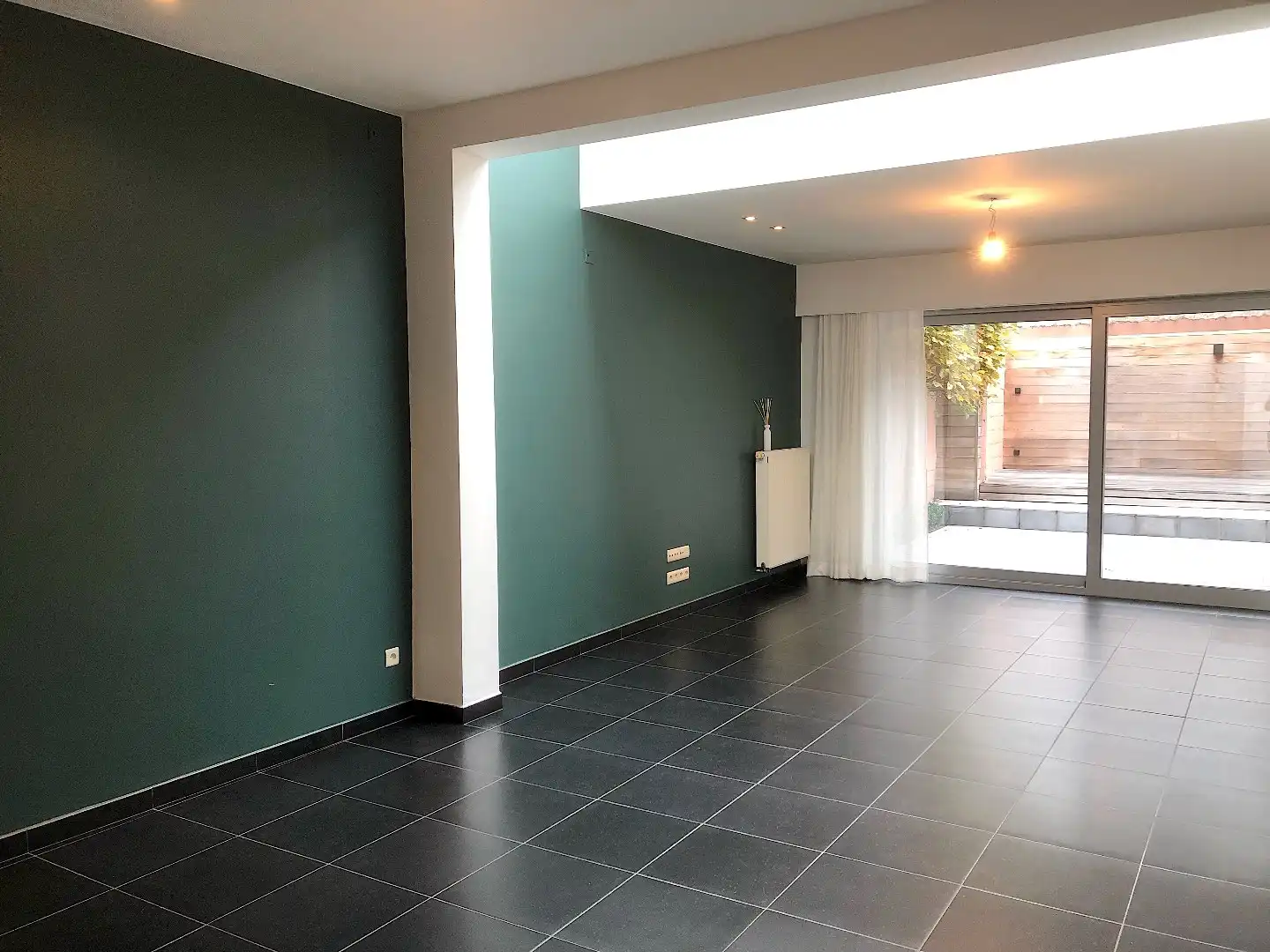Prachtige woning met 3 slaapkamers en leuk tuintje! foto 2
