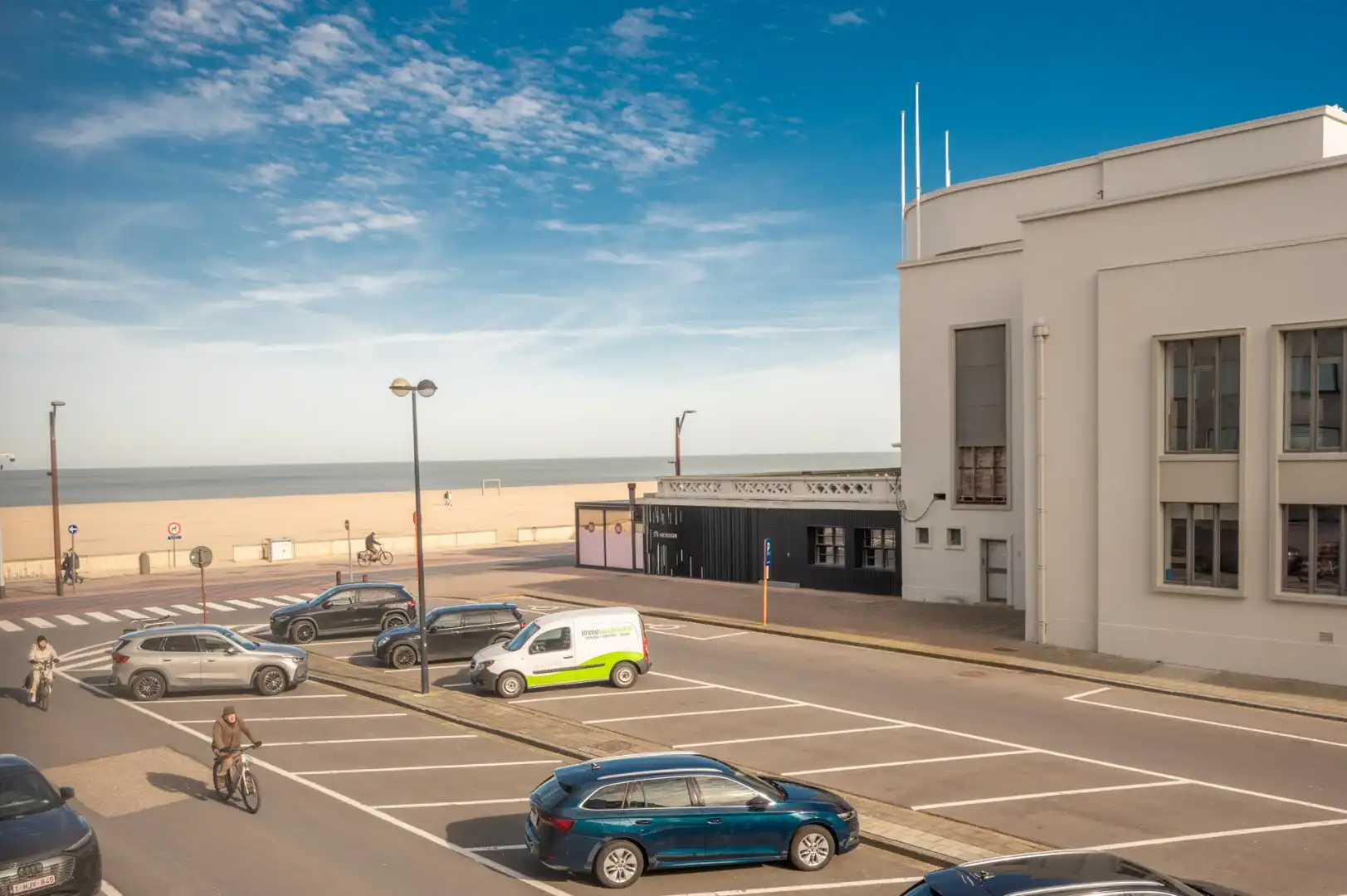 Te renoveren appartement met 3 slaapkamers op uitzonderlijke ligging vlakbij het Casino. foto 20